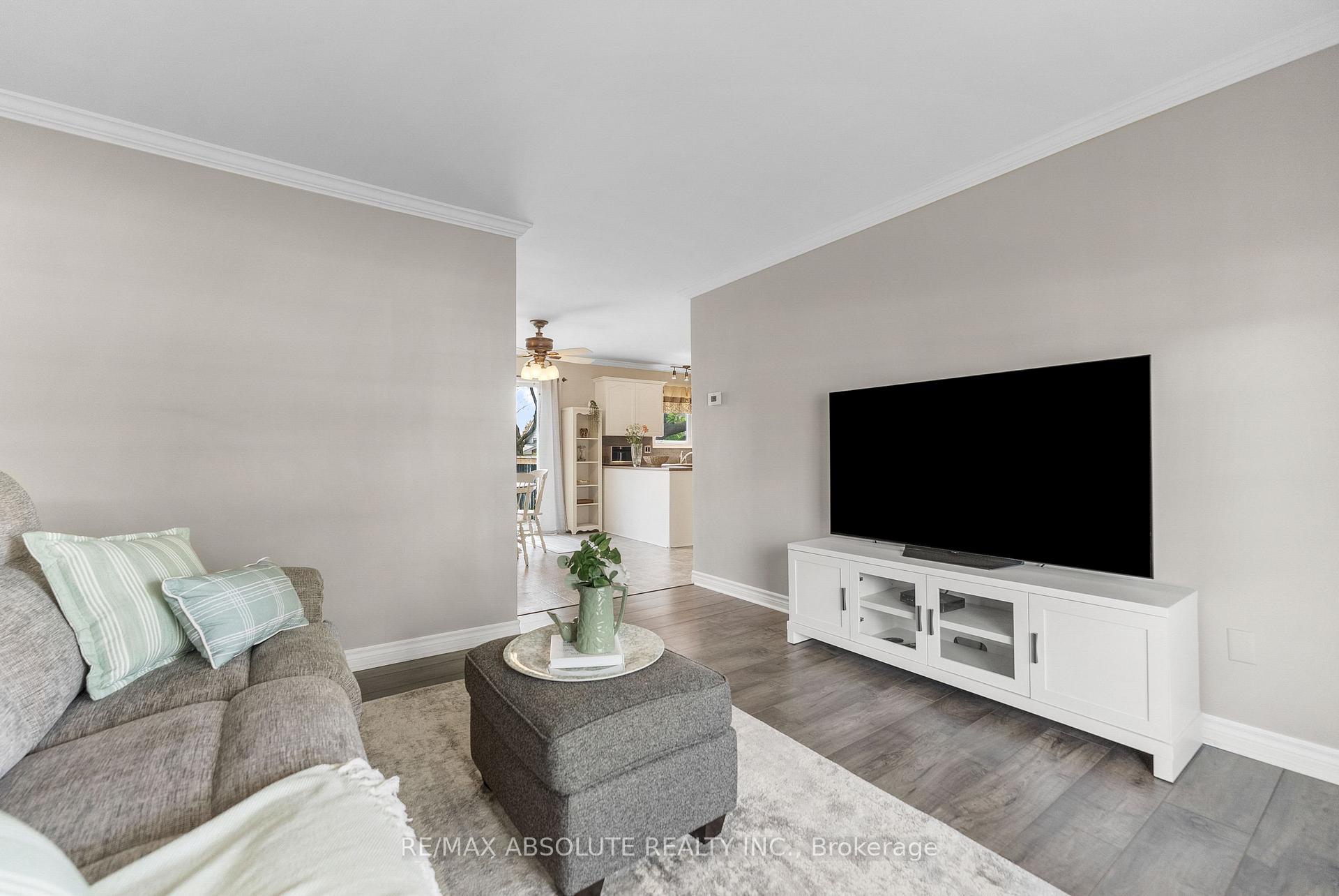 Photo 16 of 10 Gardner Street, Arnprior — HOMEH