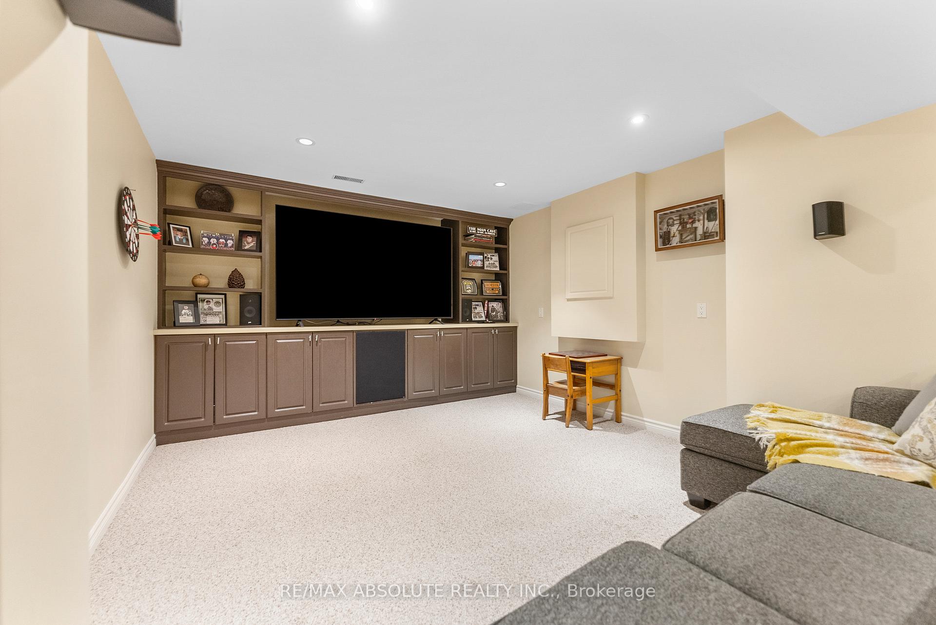 Photo 31 of 10 Gardner Street, Arnprior — HOMEH