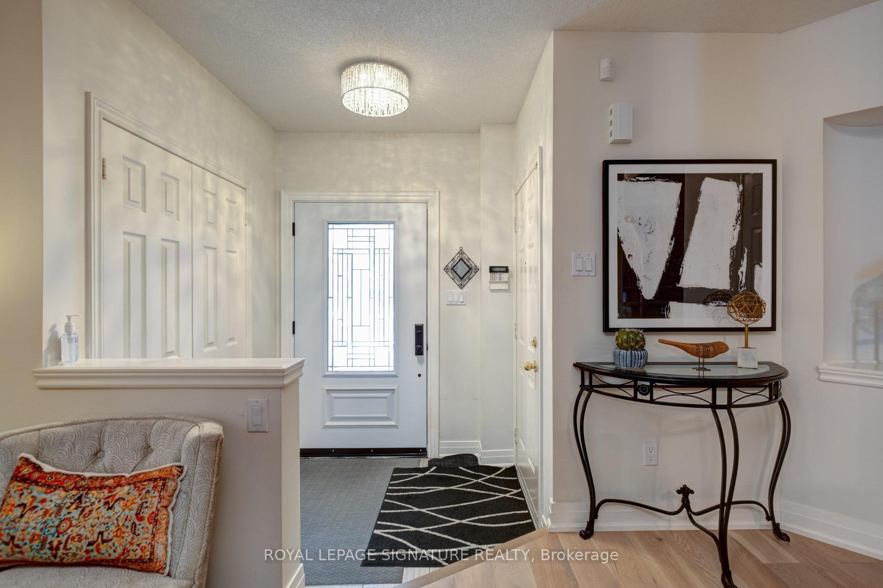 Photo 4 of 738 Swan Place, Pickering, Amberlea — HOMEH