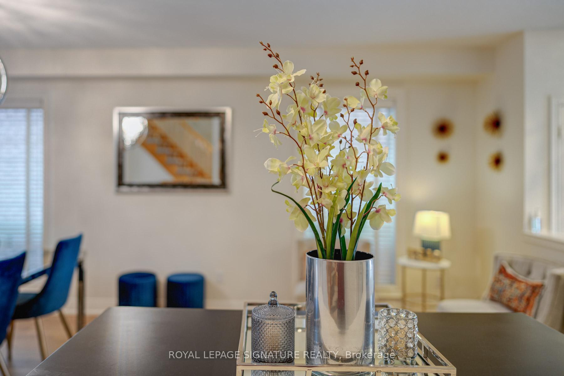 Photo 5 of 738 Swan Place, Pickering, Amberlea — HOMEH