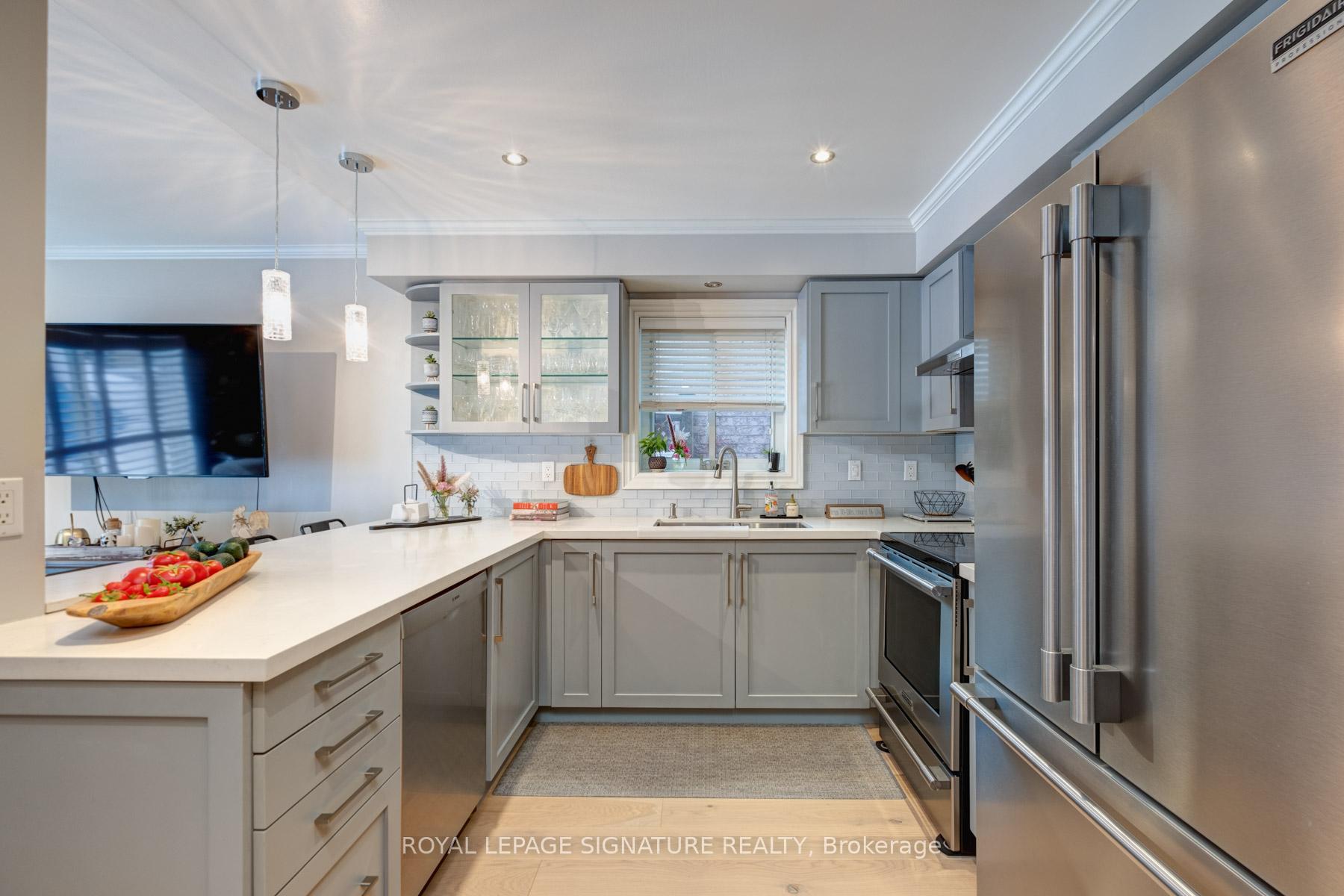 Photo 17 of 738 Swan Place, Pickering, Amberlea — HOMEH