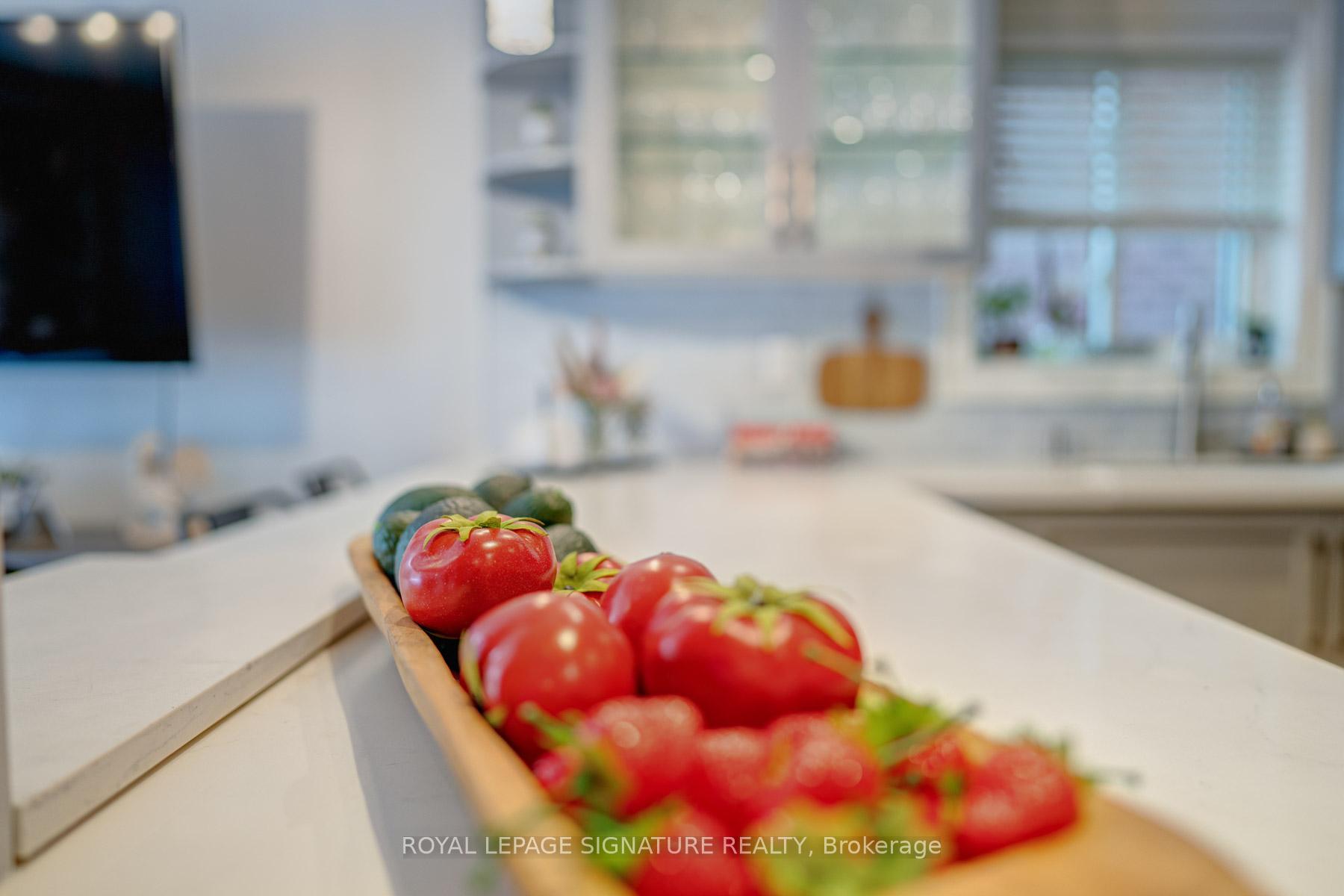 Photo 20 of 738 Swan Place, Pickering, Amberlea — HOMEH