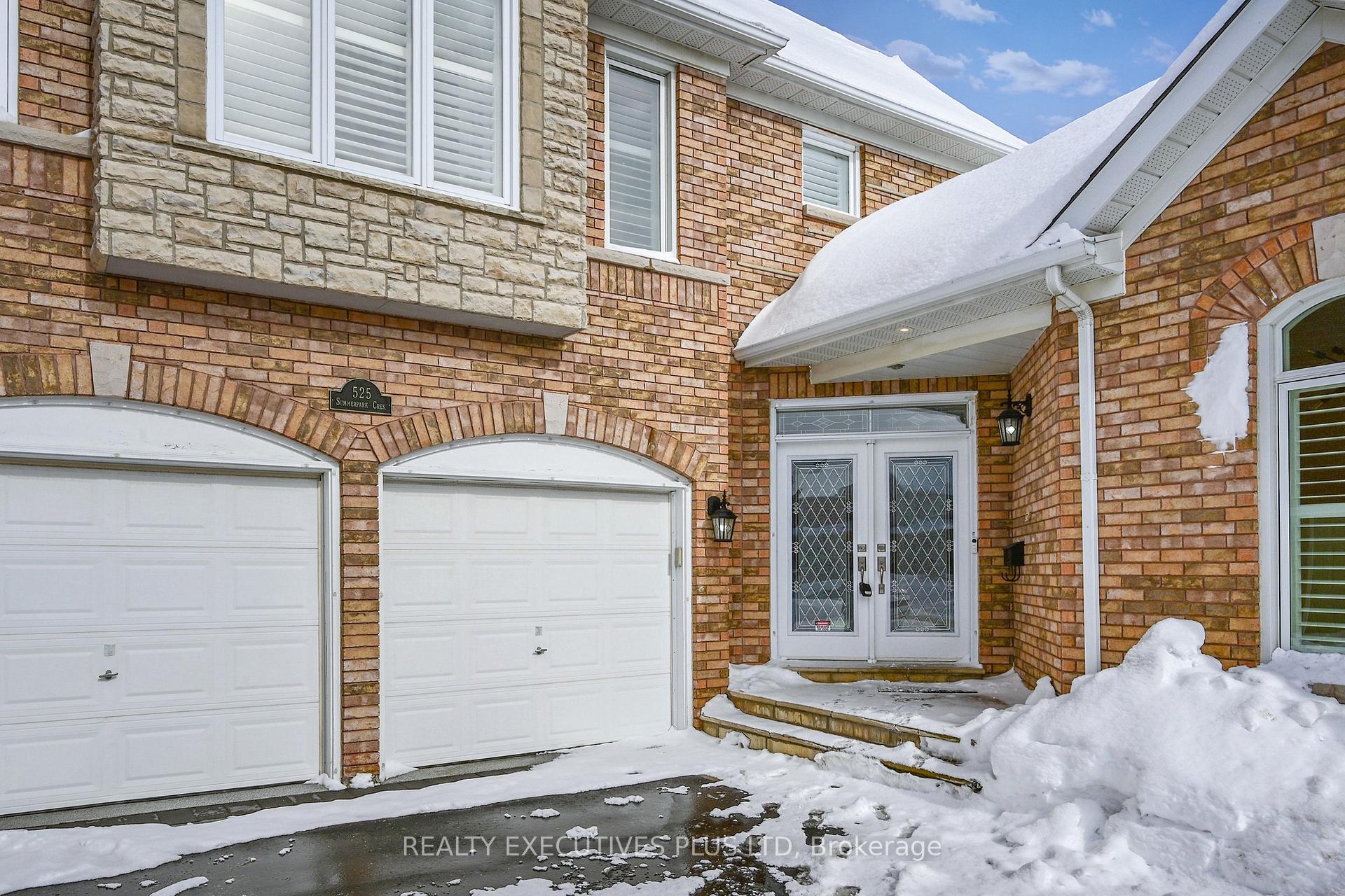 Photo 2 of 525 Summerpark Crescent, Pickering, Amberlea — HOMEH