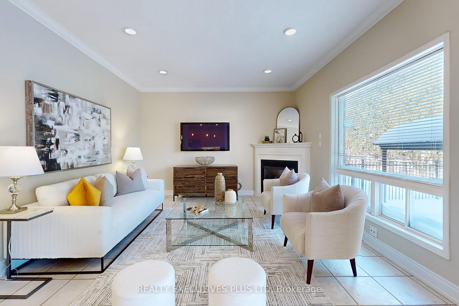 Photo 9 of 525 Summerpark Crescent, Pickering, Amberlea — HOMEH
