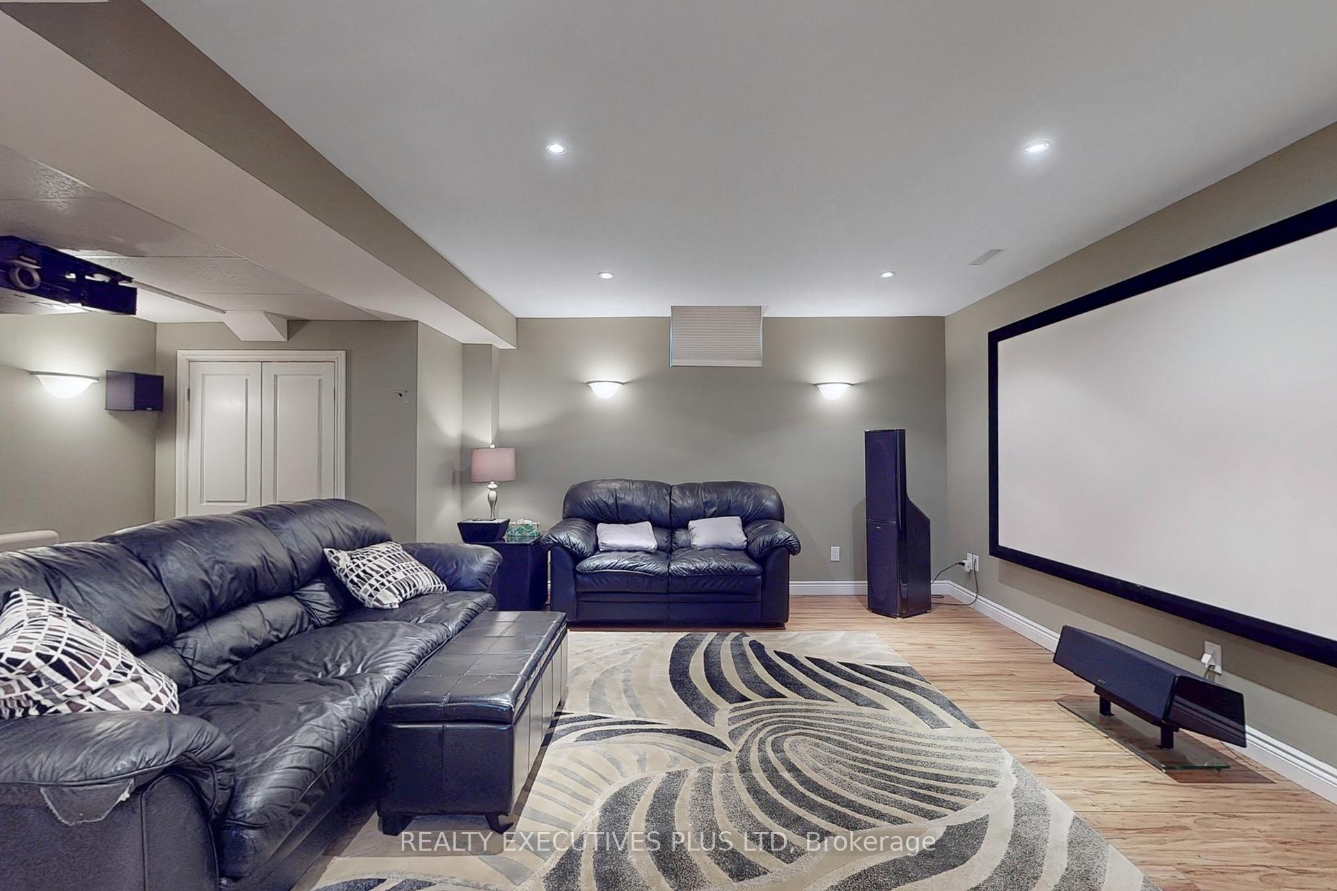 Photo 30 of 525 Summerpark Crescent, Pickering, Amberlea — HOMEH