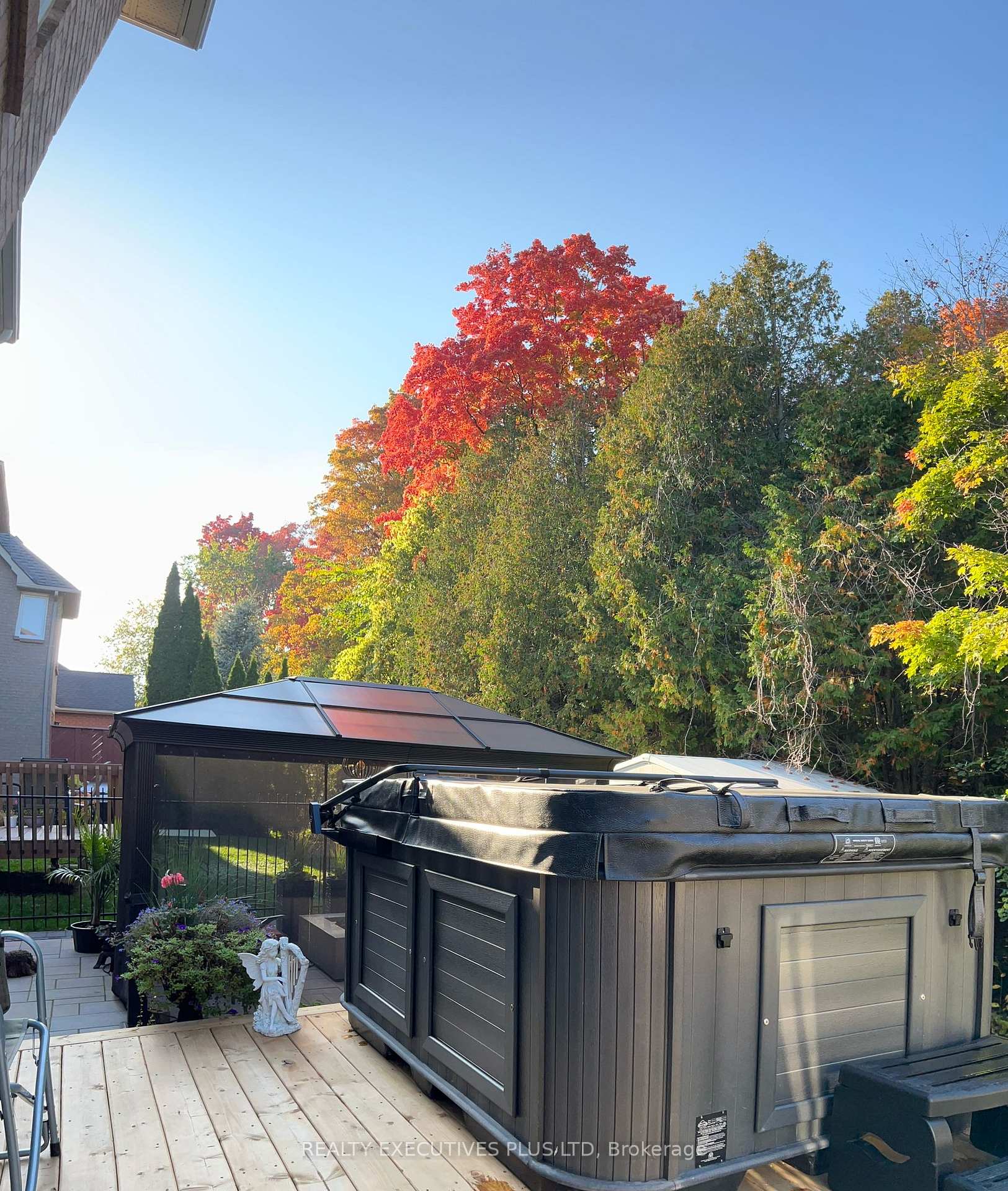 Photo 36 of 525 Summerpark Crescent, Pickering, Amberlea — HOMEH