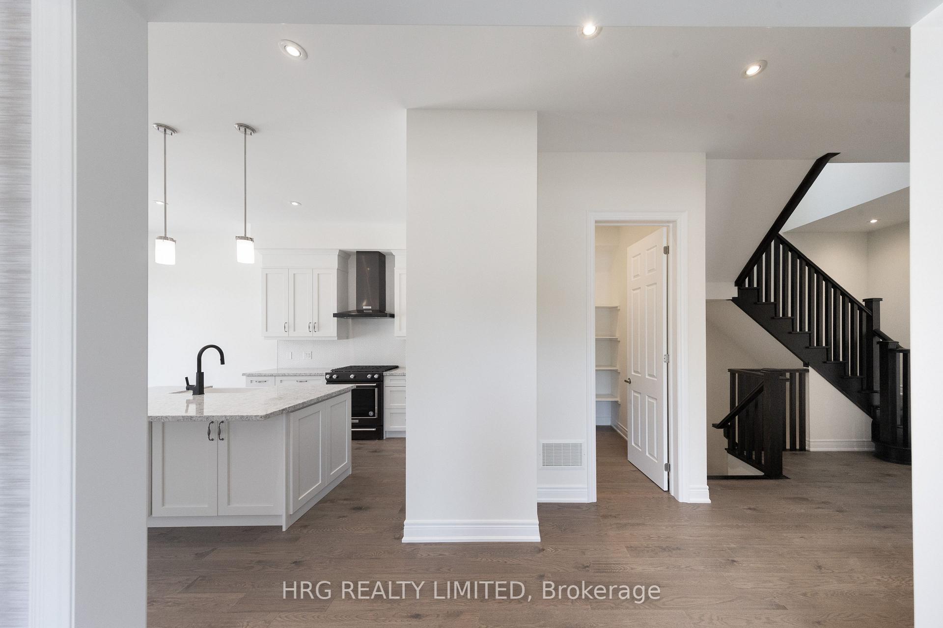 Photo 3 of 22 Brabin Circle, Whitby, Rural Whitby — HOMEH