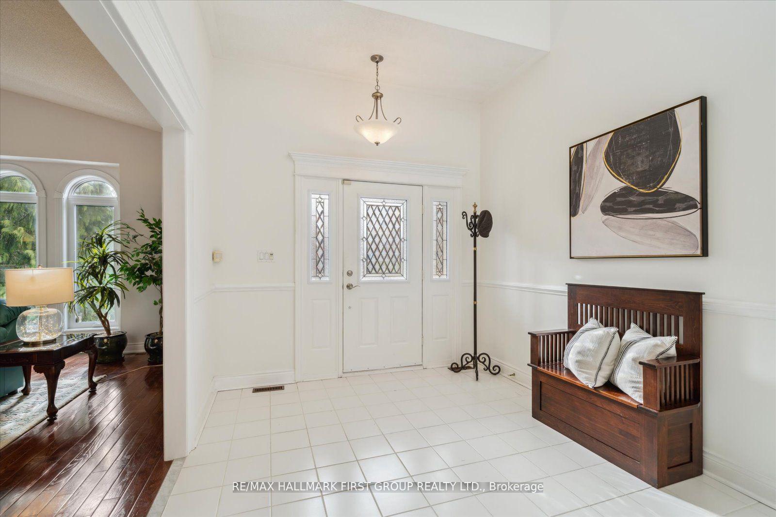 Photo 2 of 944 Duncannon Drive, Pickering, Liverpool — HOMEH