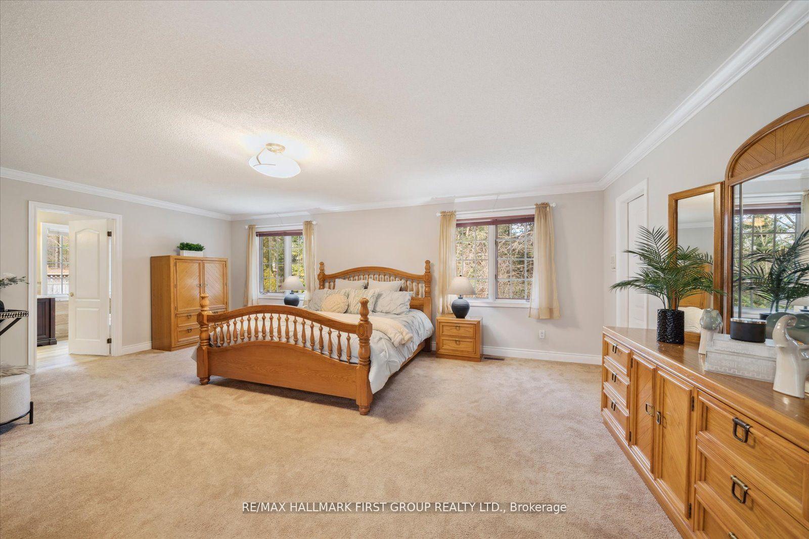 Photo 13 of 944 Duncannon Drive, Pickering, Liverpool — HOMEH
