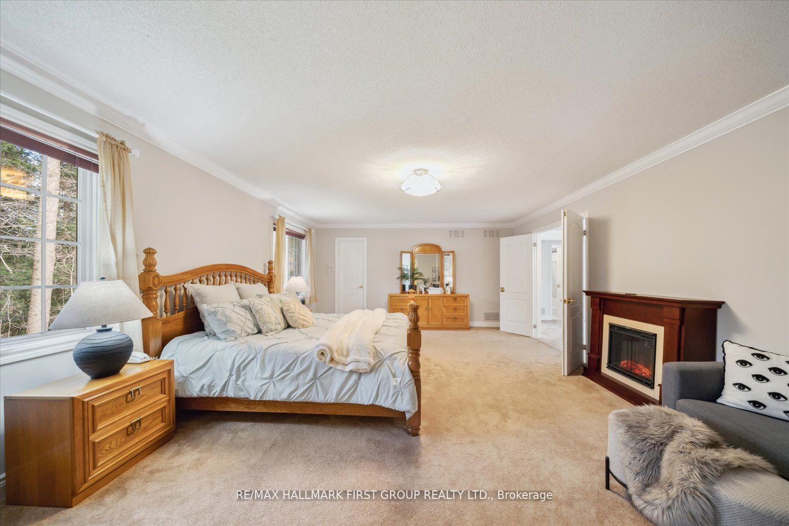Photo 15 of 944 Duncannon Drive, Pickering, Liverpool — HOMEH