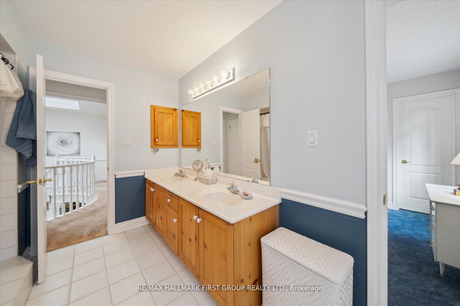 Photo 23 of 944 Duncannon Drive, Pickering, Liverpool — HOMEH