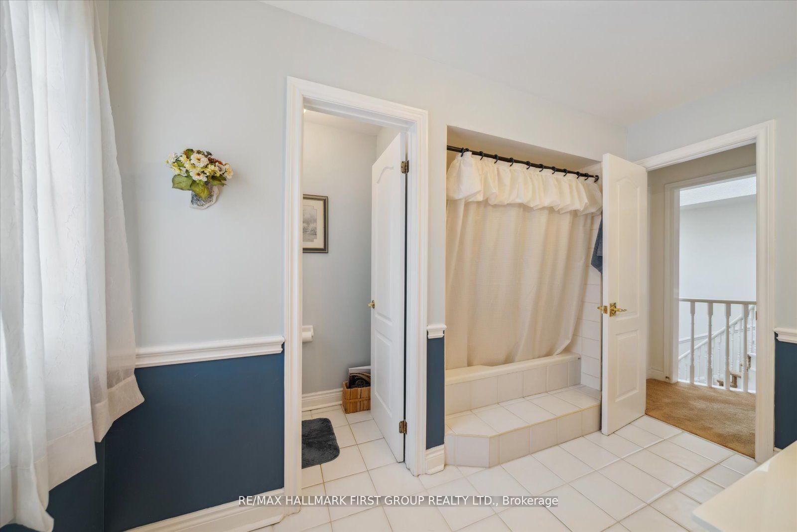Photo 24 of 944 Duncannon Drive, Pickering, Liverpool — HOMEH