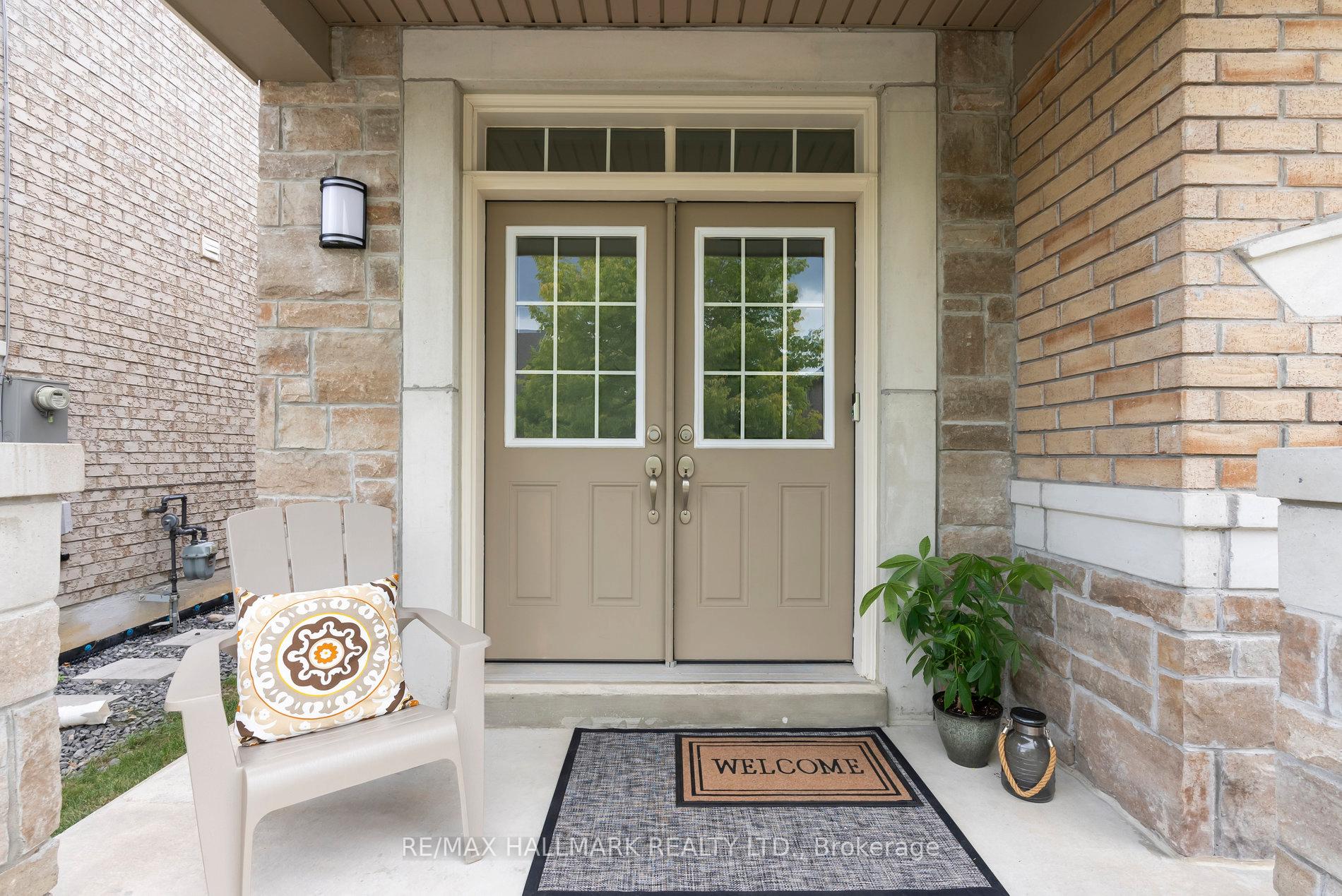 Photo 4 of 73 Lauderdale Drive, Vaughan, Patterson — HOMEH