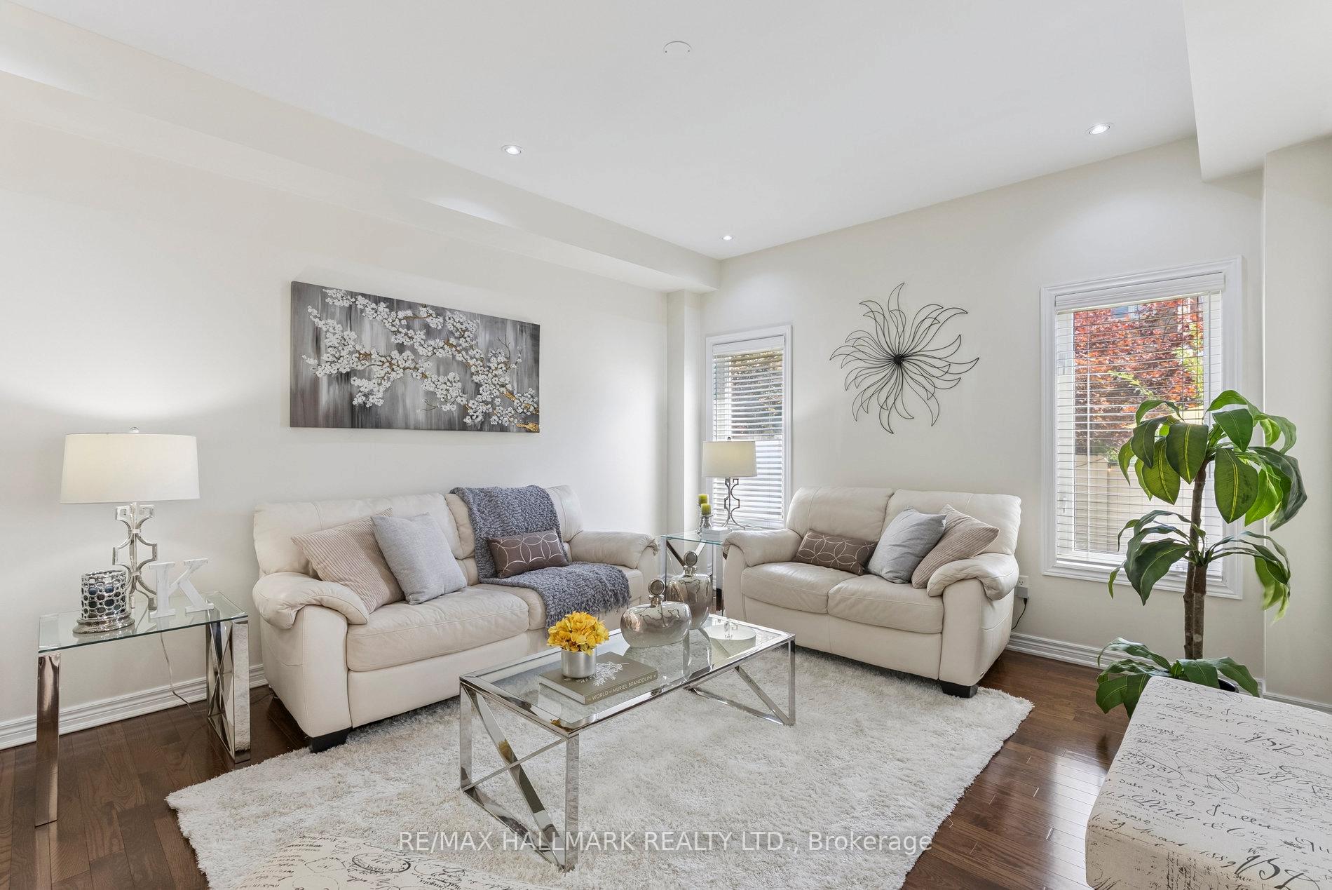 Photo 11 of 73 Lauderdale Drive, Vaughan, Patterson — HOMEH