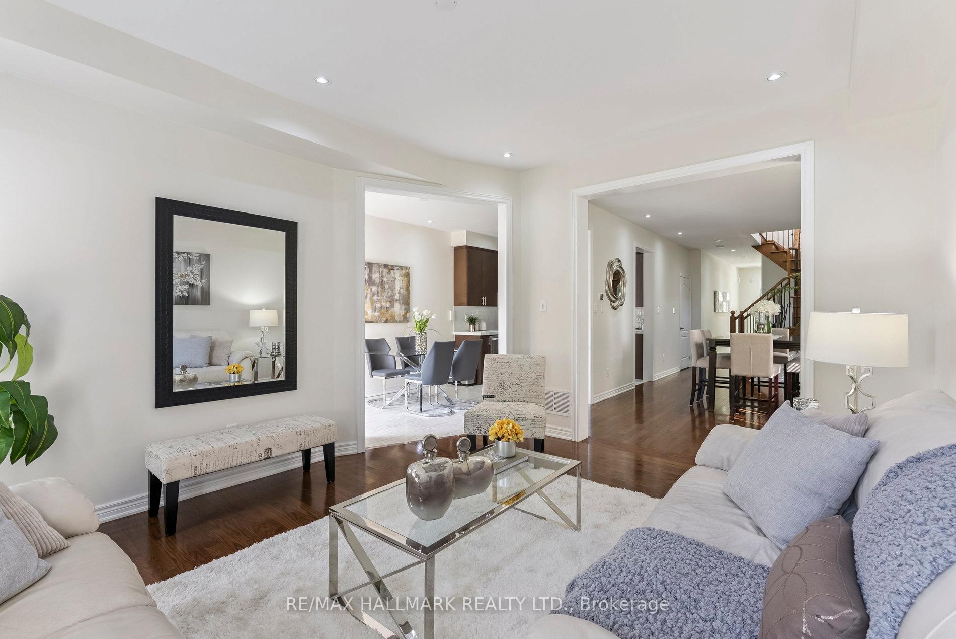 Photo 13 of 73 Lauderdale Drive, Vaughan, Patterson — HOMEH