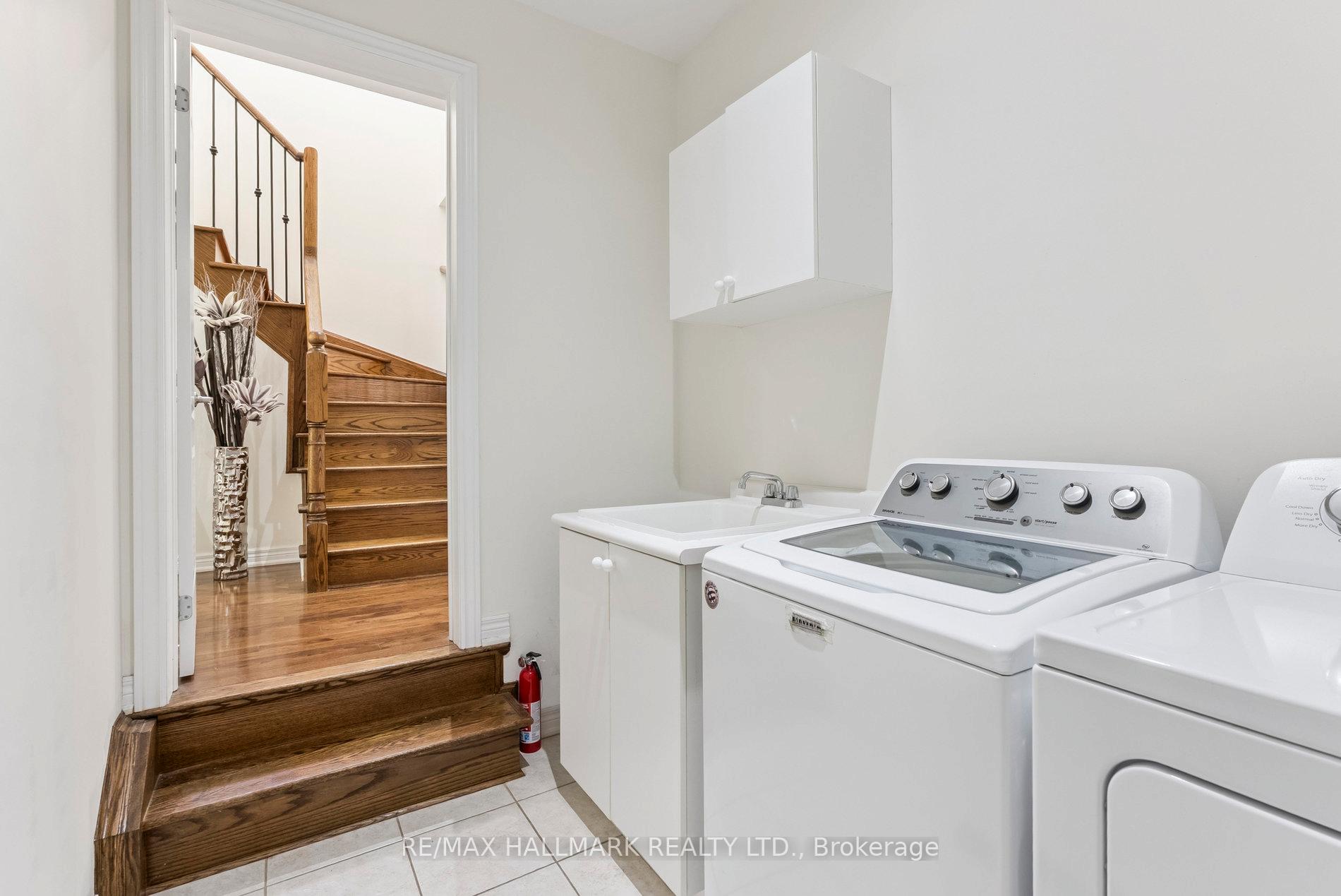 Photo 18 of 73 Lauderdale Drive, Vaughan, Patterson — HOMEH