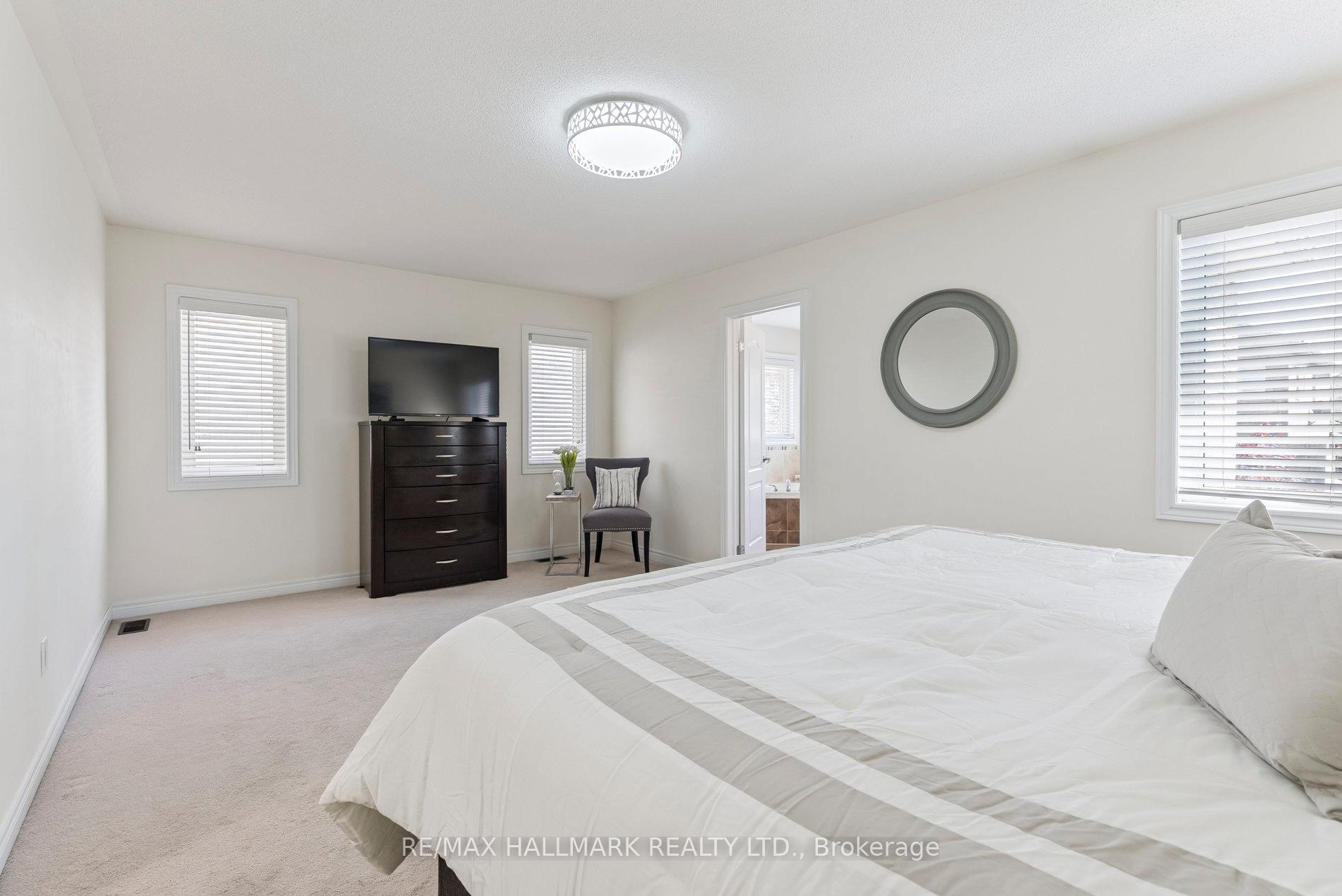 Photo 20 of 73 Lauderdale Drive, Vaughan, Patterson — HOMEH