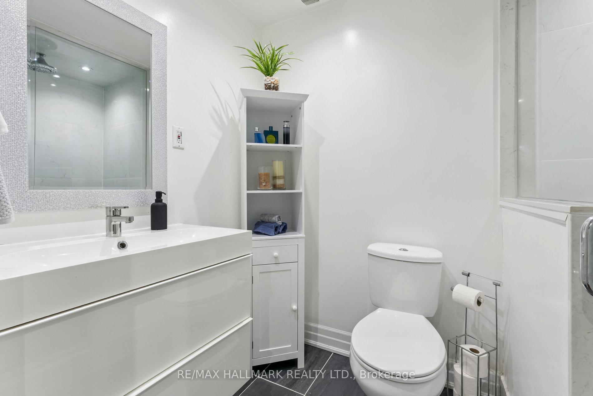 Photo 37 of 73 Lauderdale Drive, Vaughan, Patterson — HOMEH