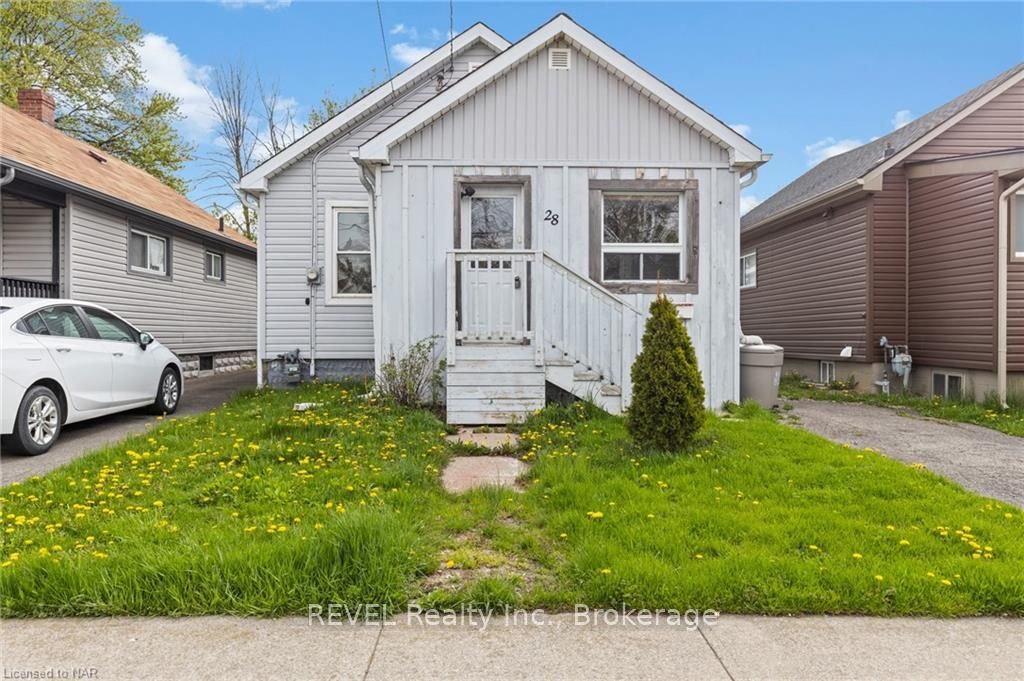 Photo 1 of 28 Mcalpine Avenue S, Welland, Lincoln/Crowland — HOMEH