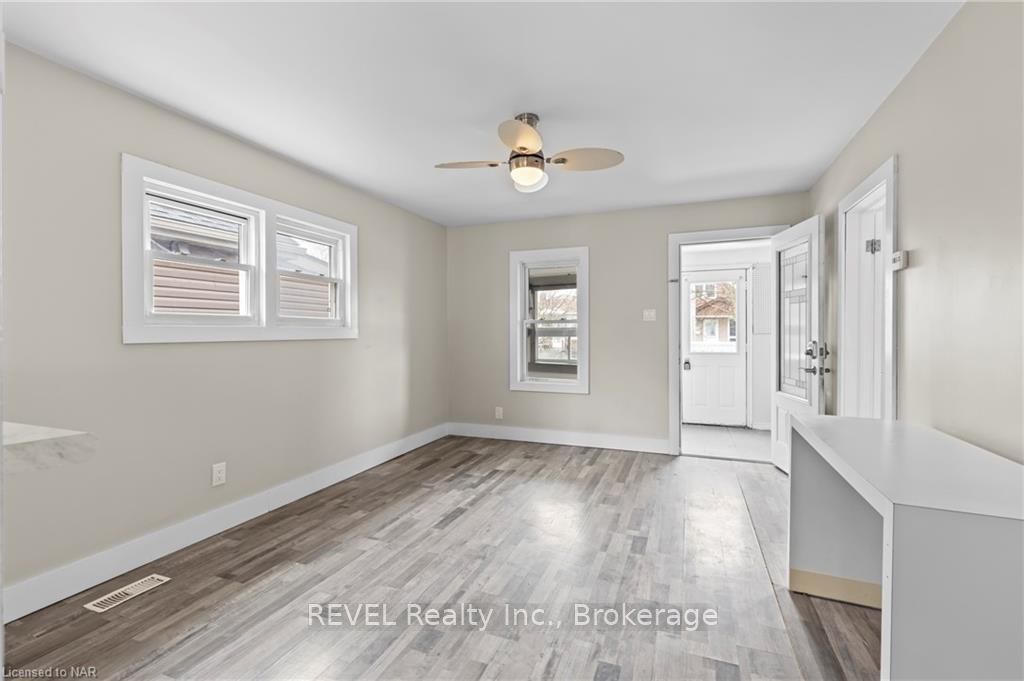 Photo 6 of 28 Mcalpine Avenue S, Welland, Lincoln/Crowland — HOMEH