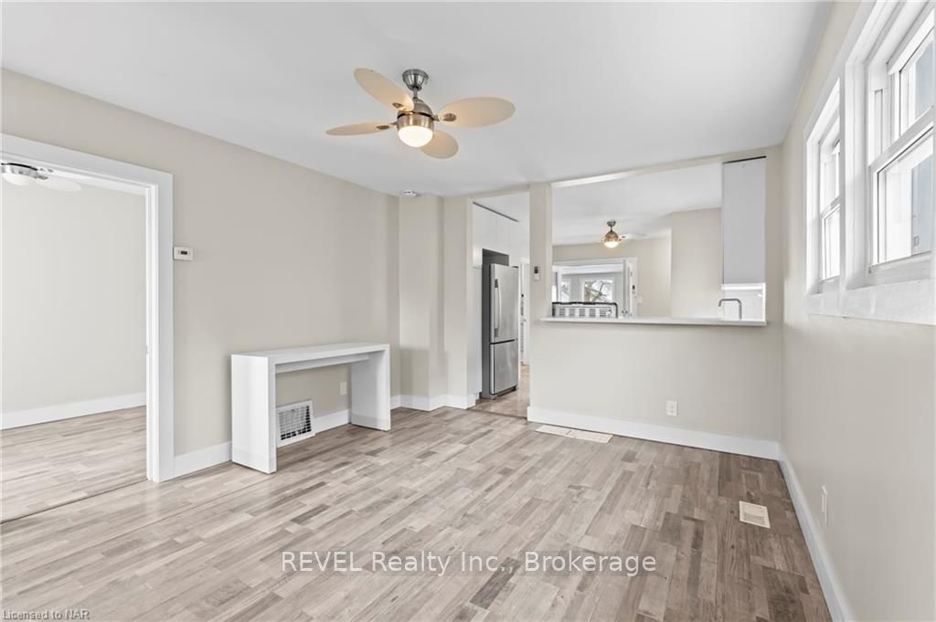 Photo 7 of 28 Mcalpine Avenue S, Welland, Lincoln/Crowland — HOMEH