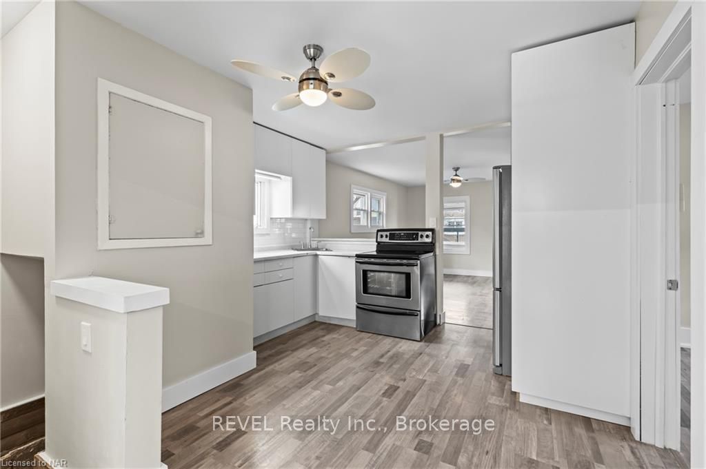 Photo 9 of 28 Mcalpine Avenue S, Welland, Lincoln/Crowland — HOMEH