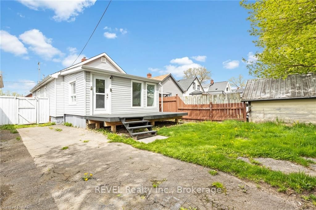 Photo 29 of 28 Mcalpine Avenue S, Welland, Lincoln/Crowland — HOMEH
