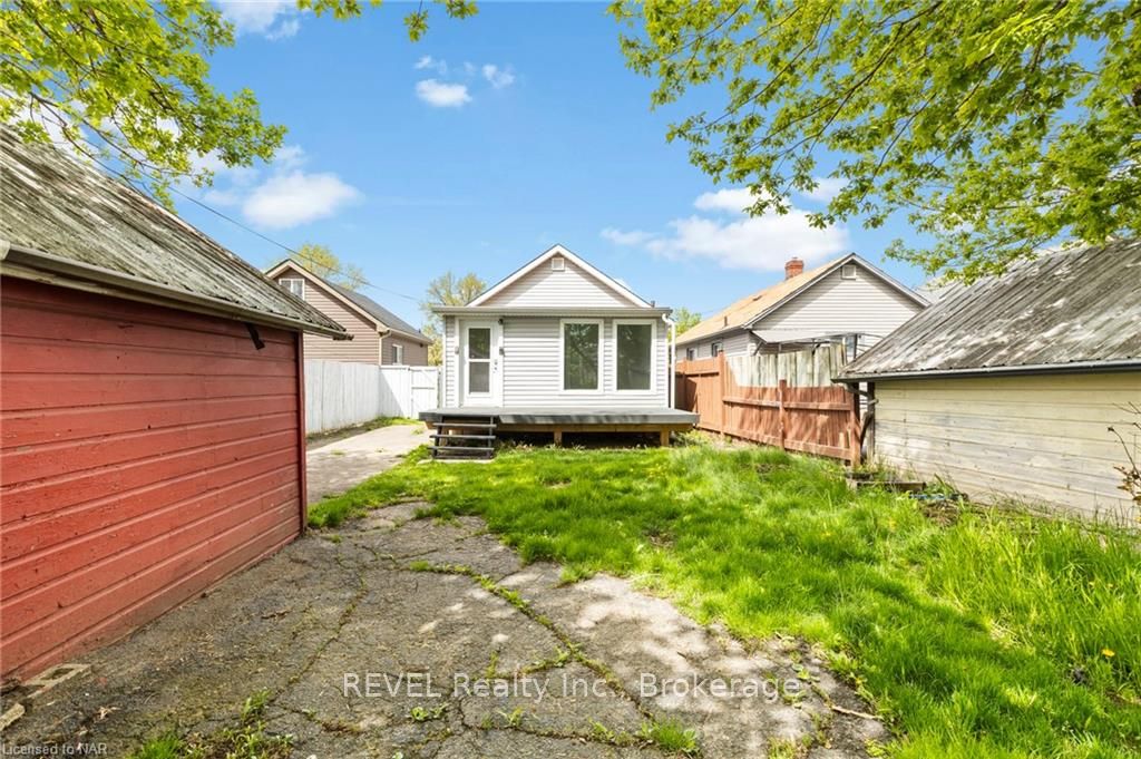 Photo 30 of 28 Mcalpine Avenue S, Welland, Lincoln/Crowland — HOMEH