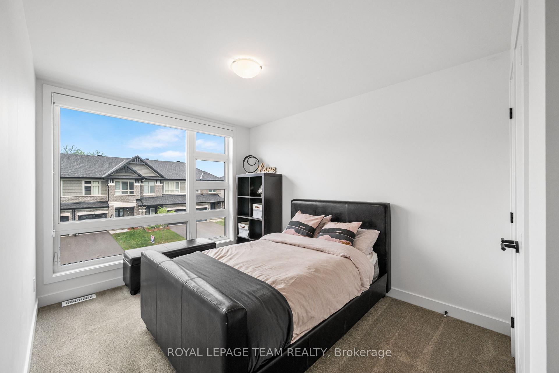 Photo 34 of 69 Canvasback Ridge, Ottawa, Riverside South/Gloucester Glen — HOMEH