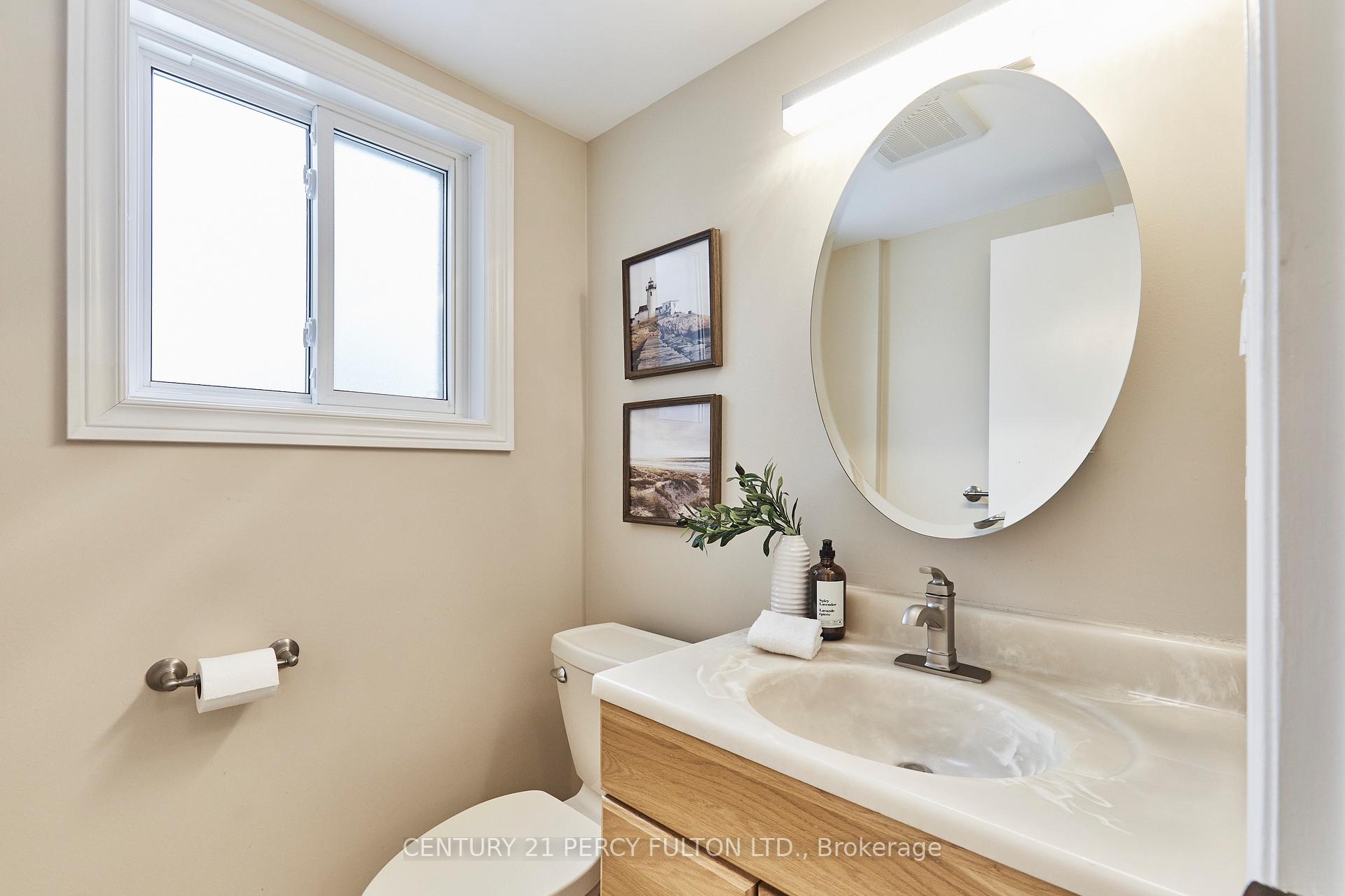 Photo 10 of 1509 Oberon Court, Pickering, Amberlea — HOMEH