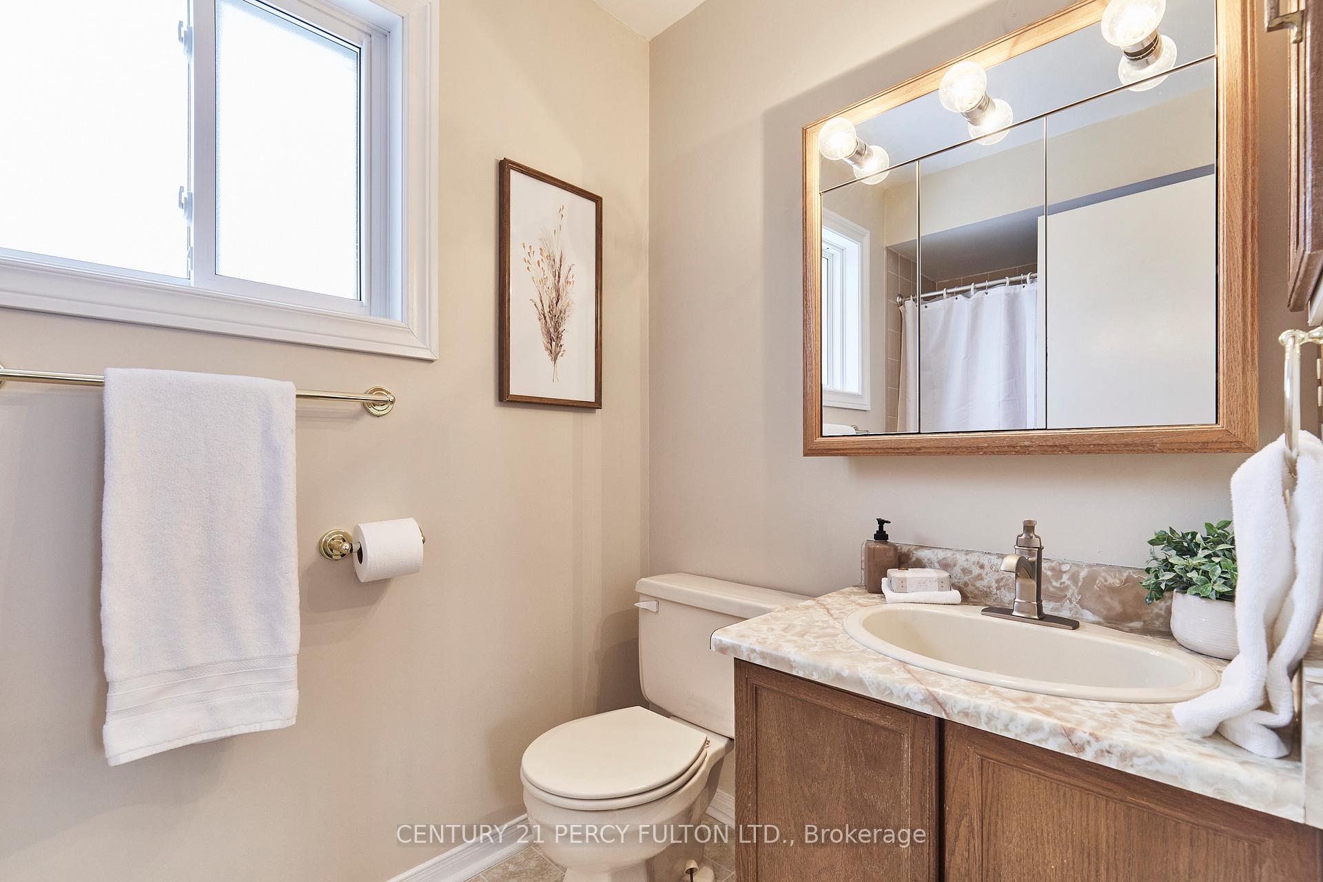 Photo 14 of 1509 Oberon Court, Pickering, Amberlea — HOMEH