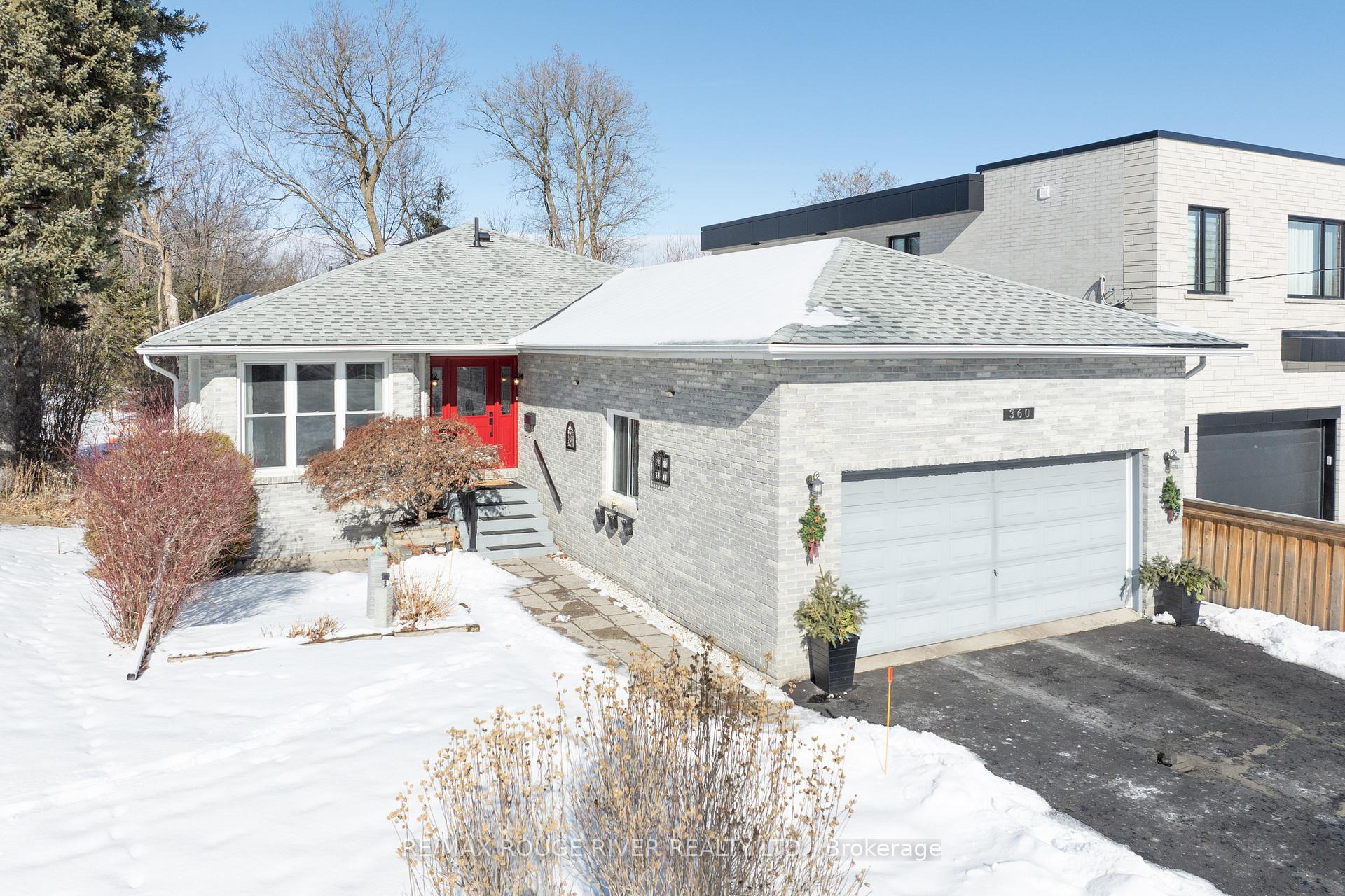 Photo 1 of 360 Sheppard Avenue, Pickering, Rougemount — HOMEH