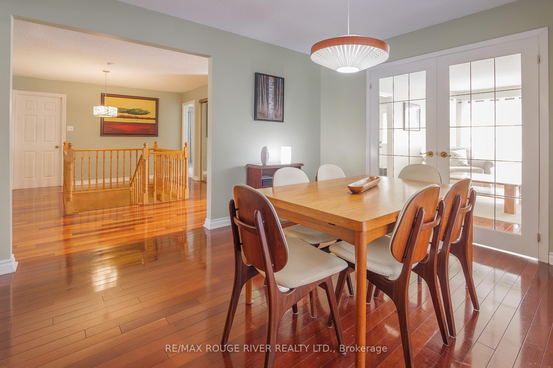 Photo 8 of 360 Sheppard Avenue, Pickering, Rougemount — HOMEH
