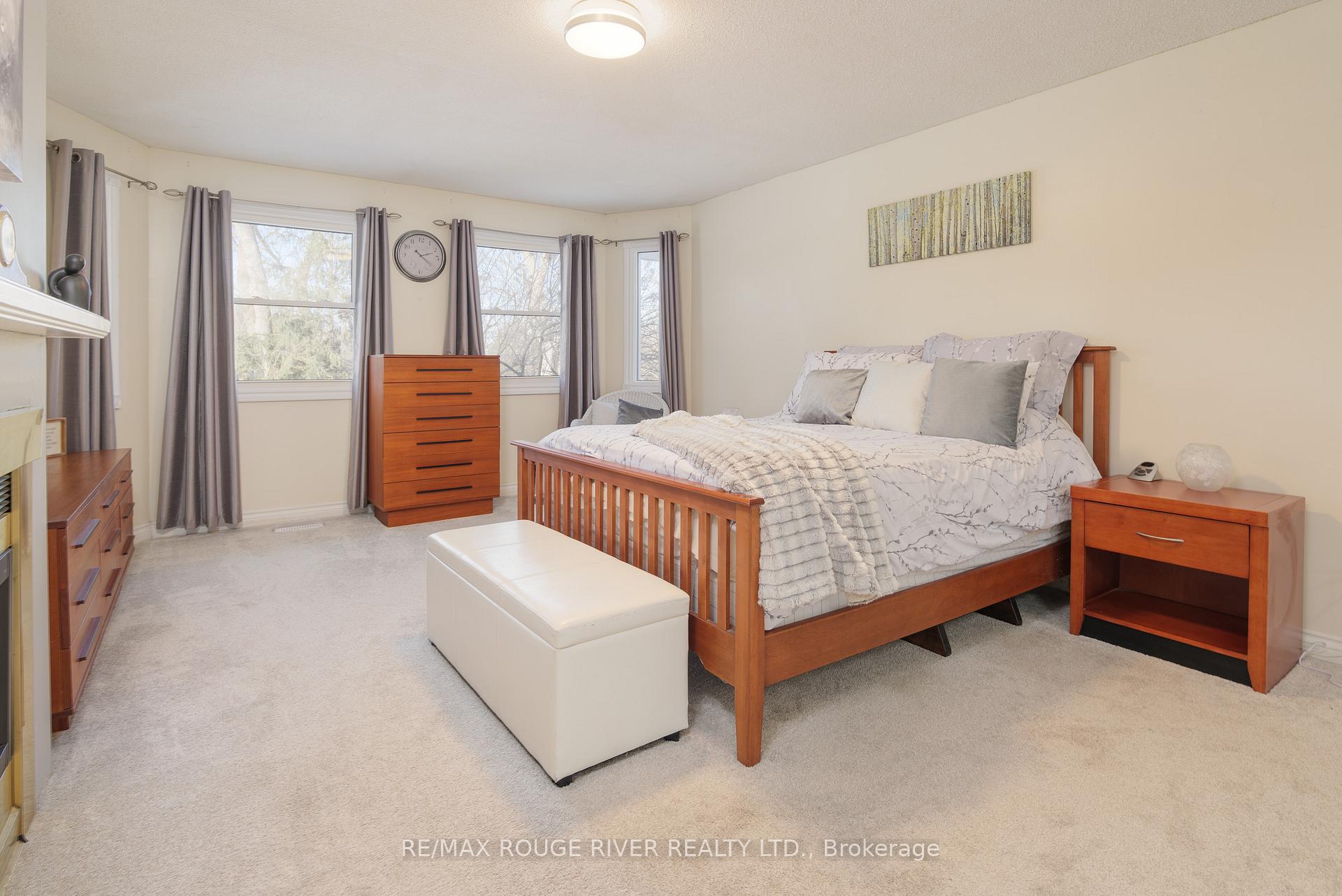 Photo 18 of 360 Sheppard Avenue, Pickering, Rougemount — HOMEH