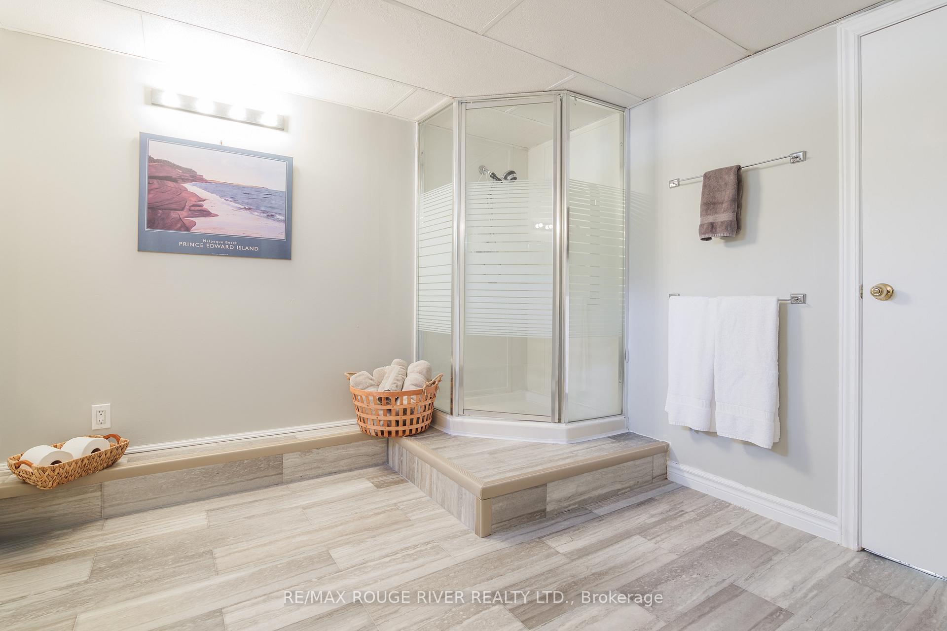 Photo 27 of 360 Sheppard Avenue, Pickering, Rougemount — HOMEH