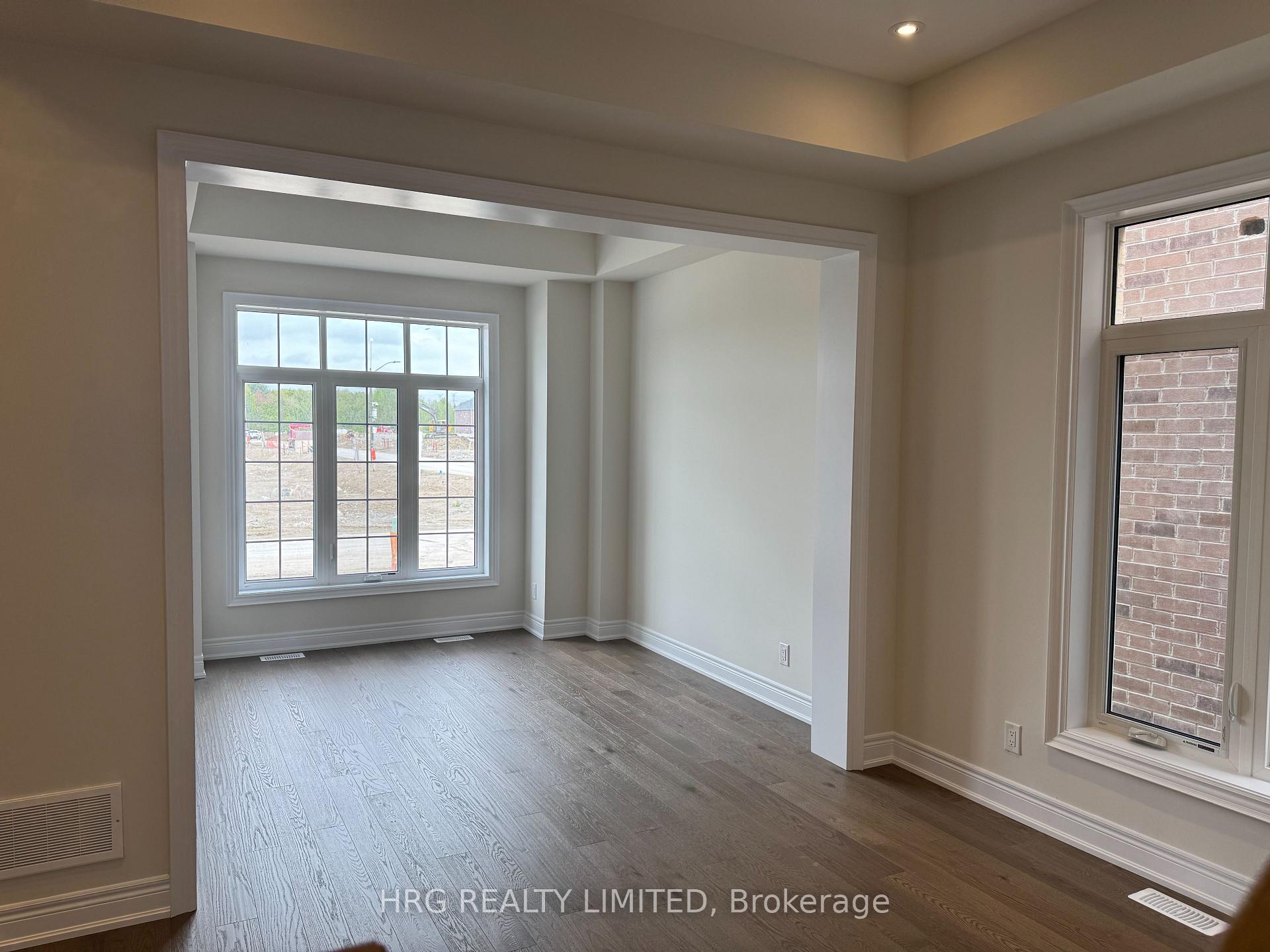Photo 4 of 1 Spring Garden Court, Whitby, Rural Whitby — HOMEH