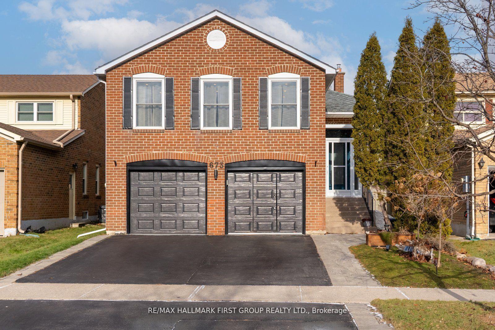 Photo 1 of 673 Chiron Crescent, Pickering, Amberlea — HOMEH