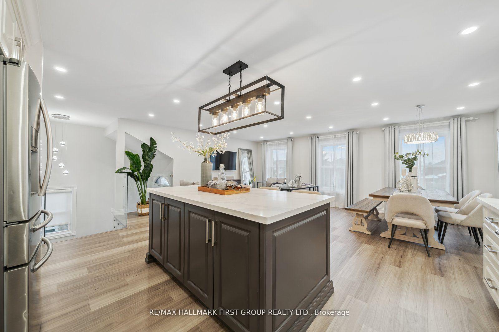 Photo 8 of 673 Chiron Crescent, Pickering, Amberlea — HOMEH