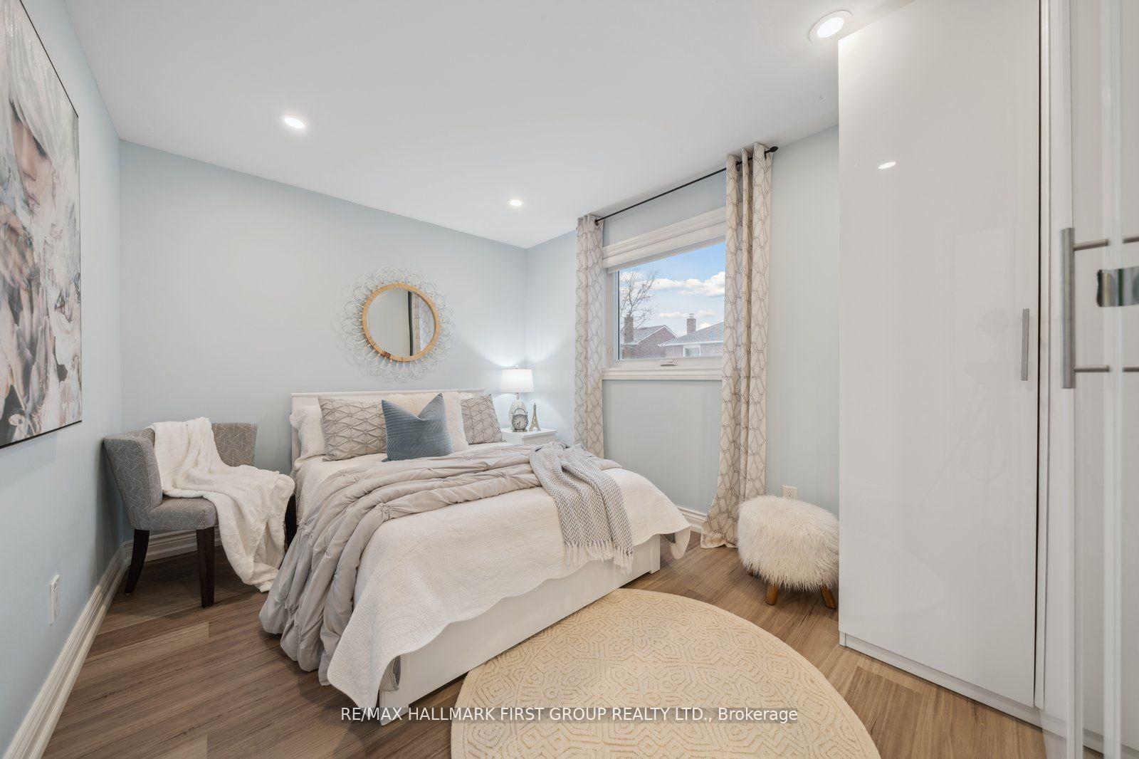 Photo 12 of 673 Chiron Crescent, Pickering, Amberlea — HOMEH