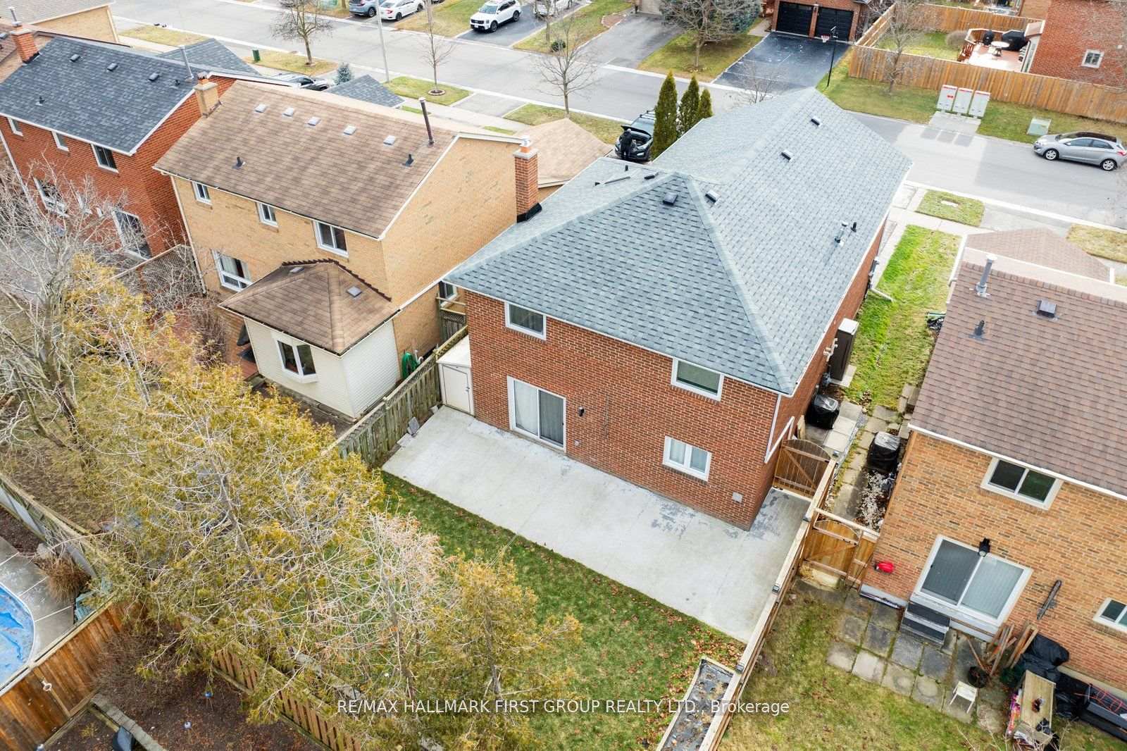 Photo 23 of 673 Chiron Crescent, Pickering, Amberlea — HOMEH
