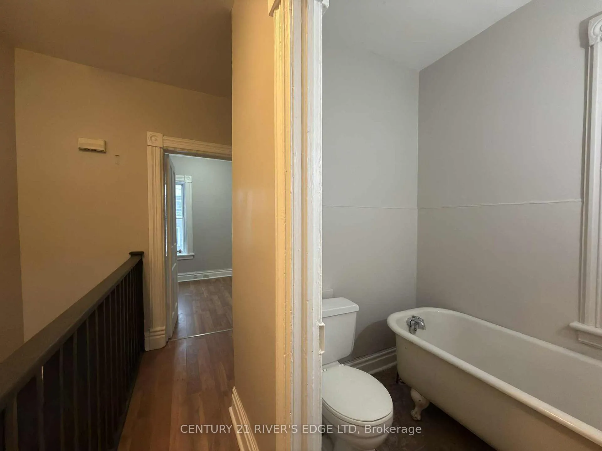 Photo 8 of Unit #2, 6 Pearl Street E, Brockville — HOMEH