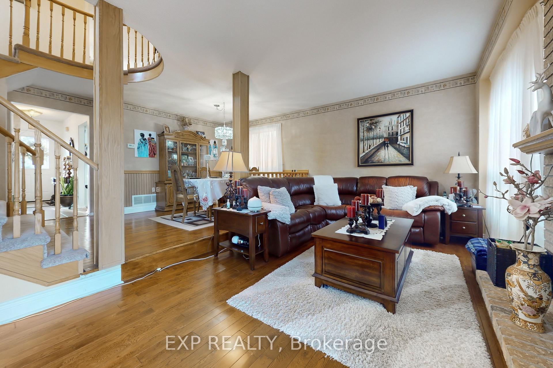 Photo 7 of 1034 Benton Crescent, Pickering, Liverpool — HOMEH