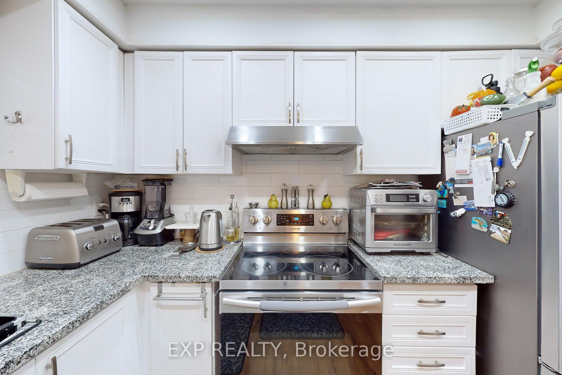 Photo 16 of 1034 Benton Crescent, Pickering, Liverpool — HOMEH
