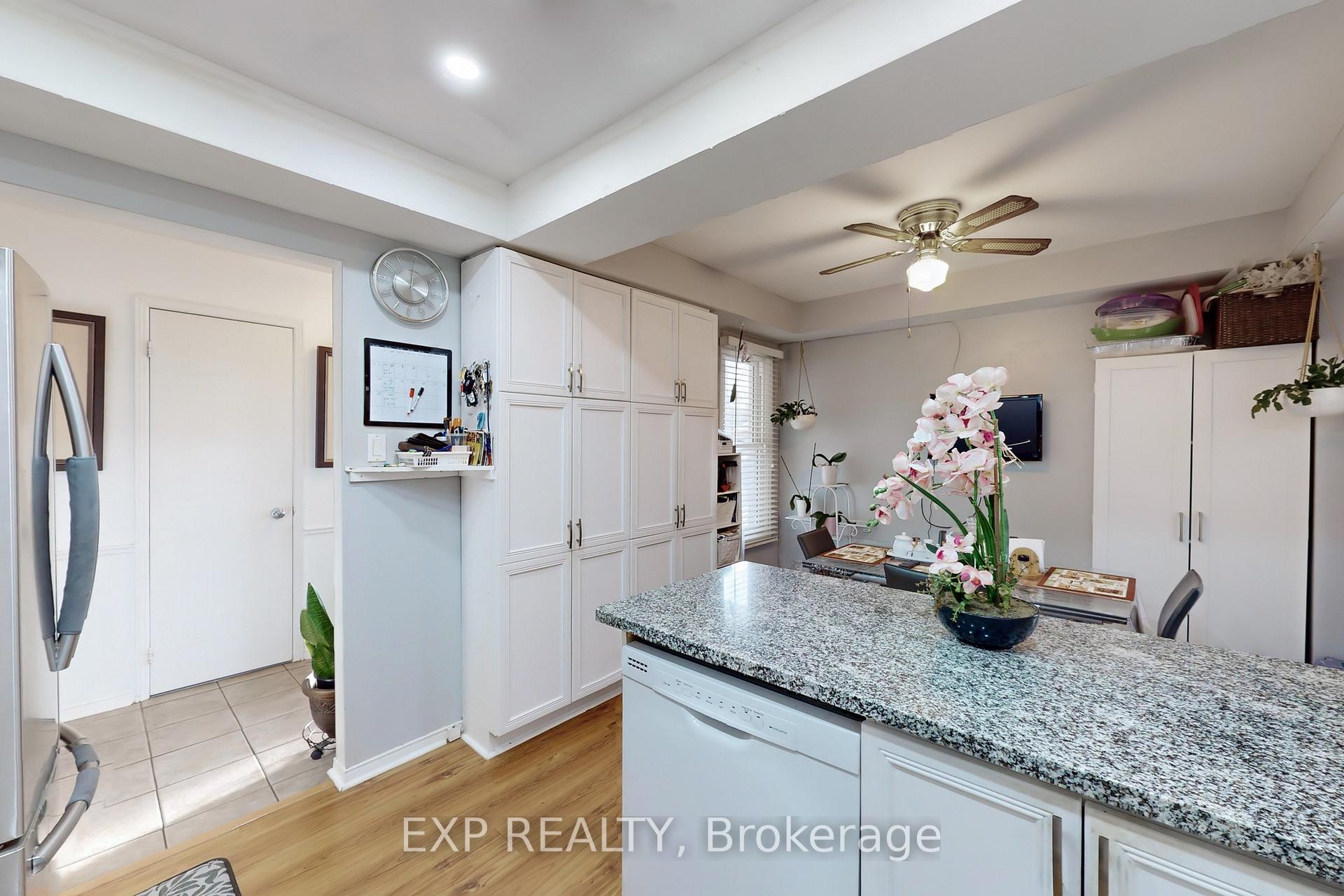 Photo 17 of 1034 Benton Crescent, Pickering, Liverpool — HOMEH