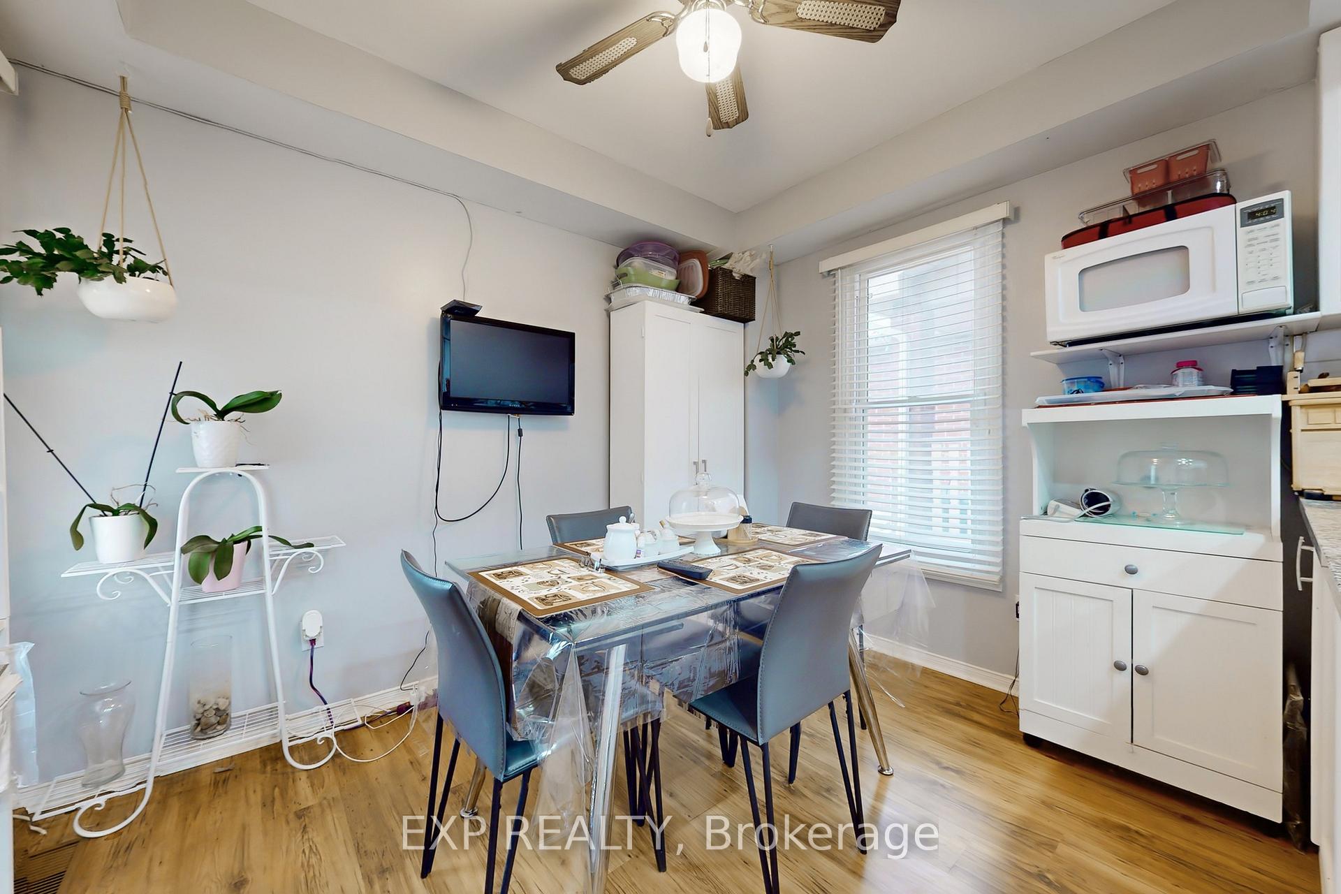 Photo 19 of 1034 Benton Crescent, Pickering, Liverpool — HOMEH
