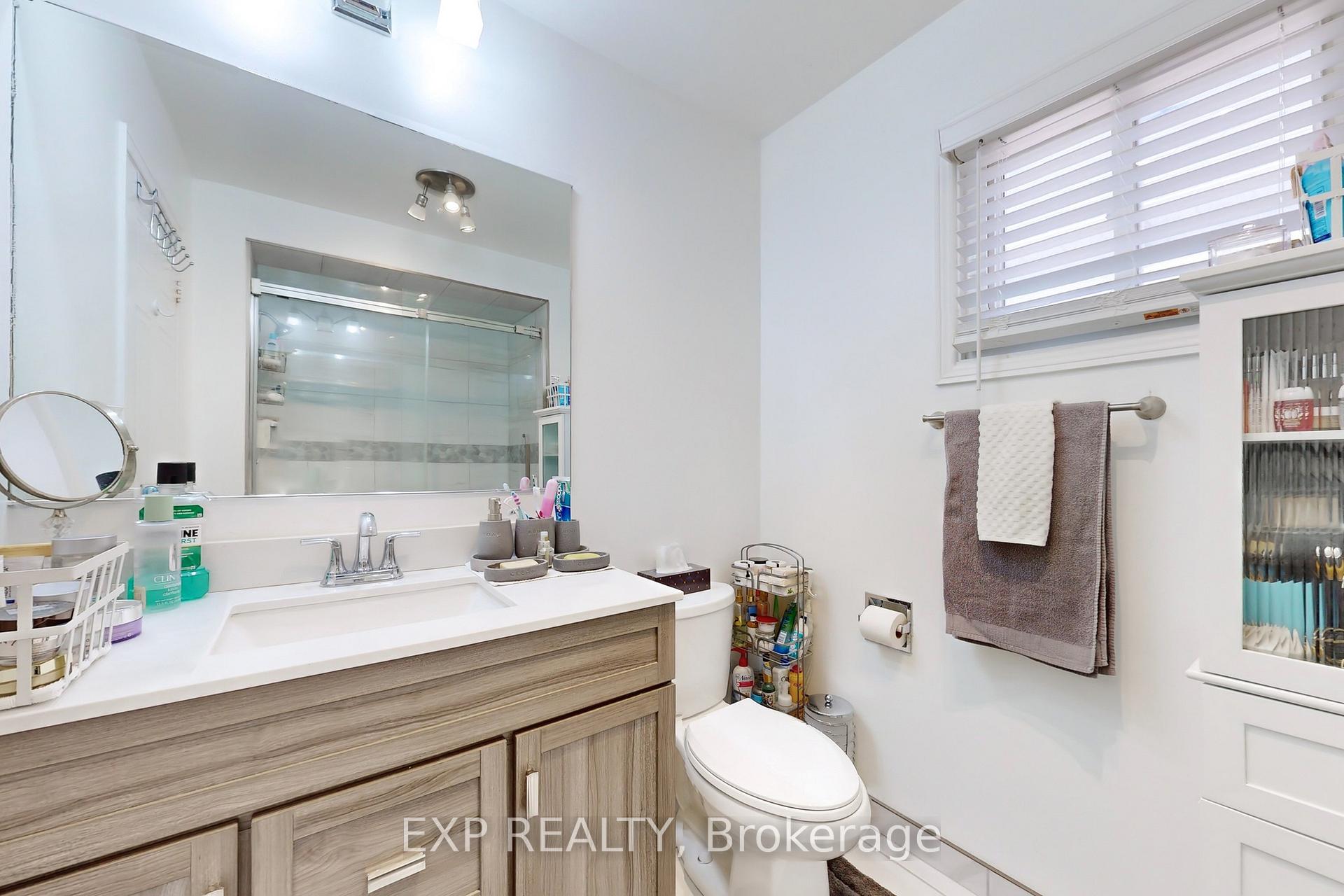 Photo 36 of 1034 Benton Crescent, Pickering, Liverpool — HOMEH