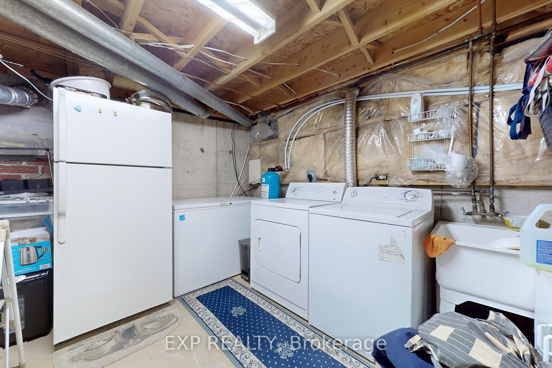 Photo 44 of 1034 Benton Crescent, Pickering, Liverpool — HOMEH