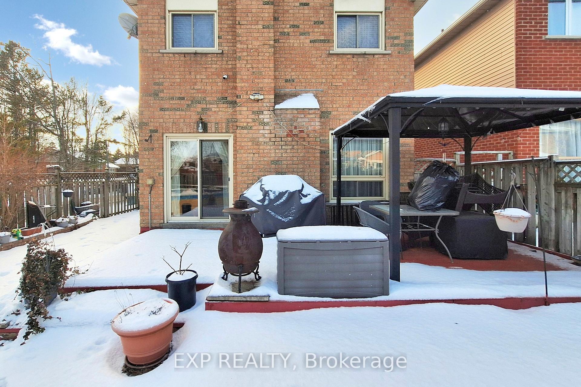 Photo 47 of 1034 Benton Crescent, Pickering, Liverpool — HOMEH