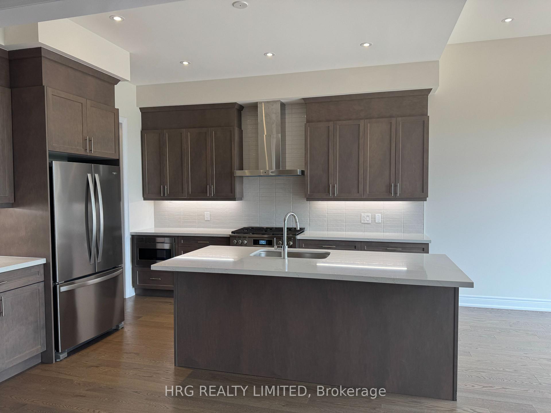 Photo 4 of 84 Pheasant Ridge Drive, Whitby, Rural Whitby — HOMEH