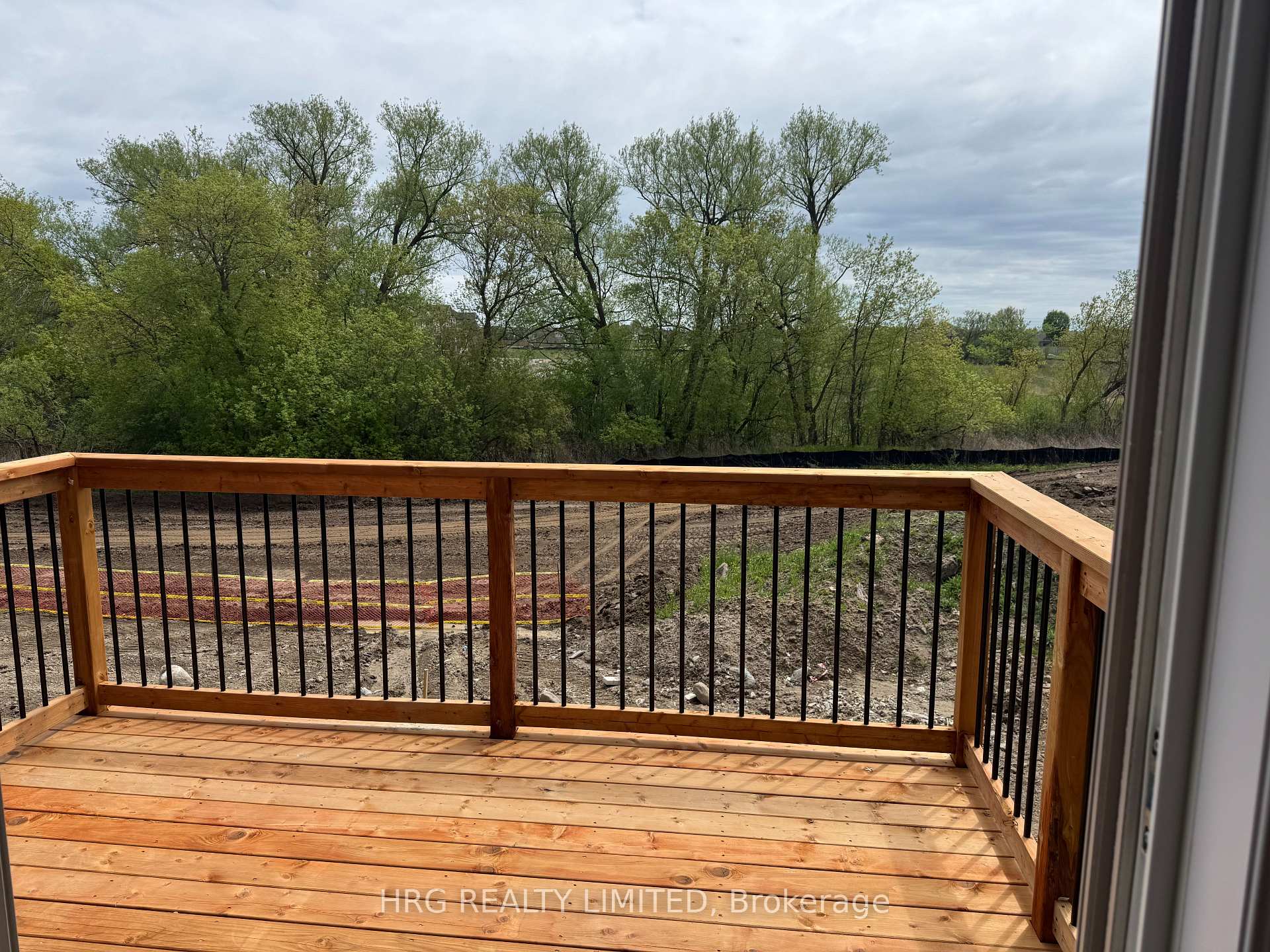 Photo 17 of 84 Pheasant Ridge Drive, Whitby, Rural Whitby — HOMEH